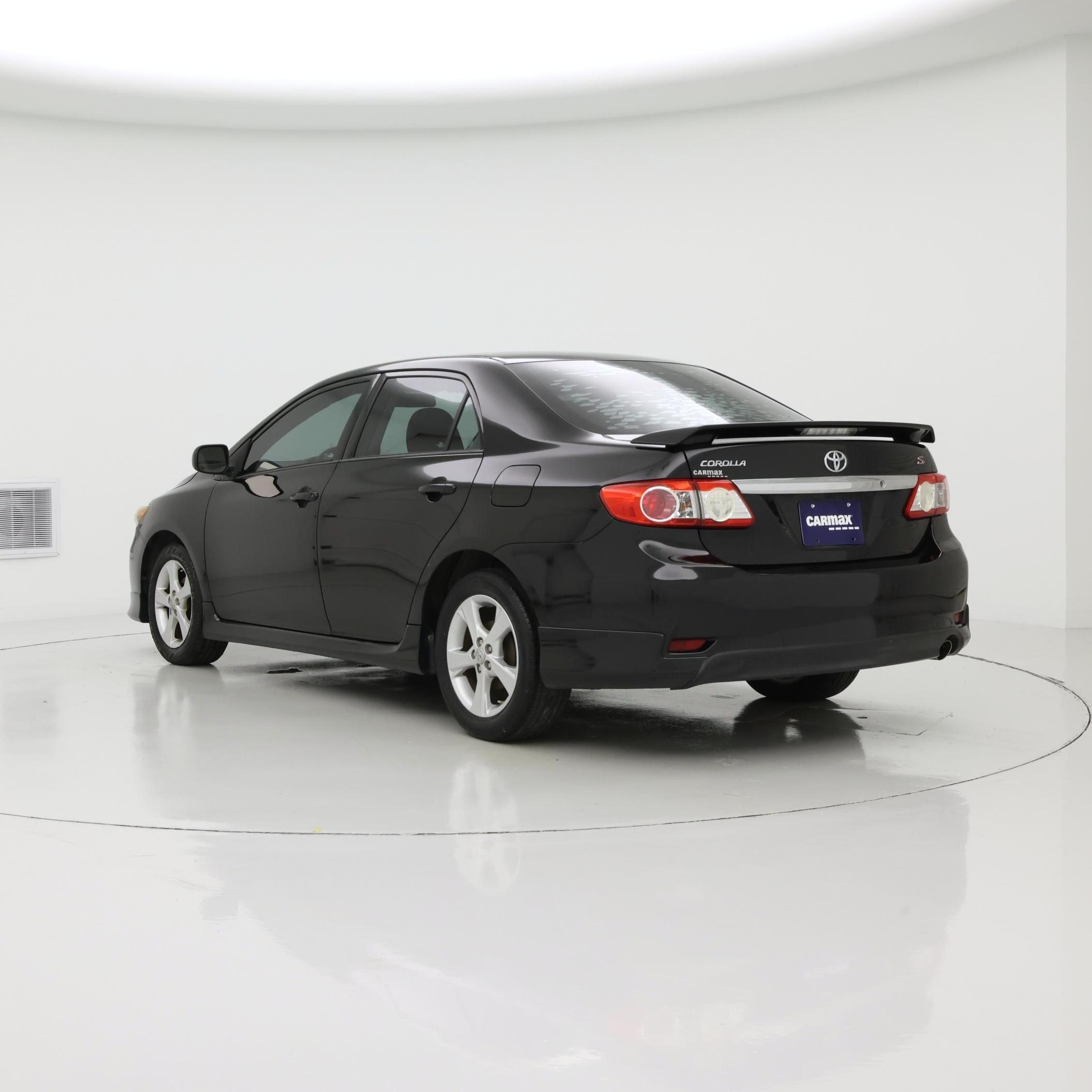 Thumbnail: 2013 Toyota Corolla - 2