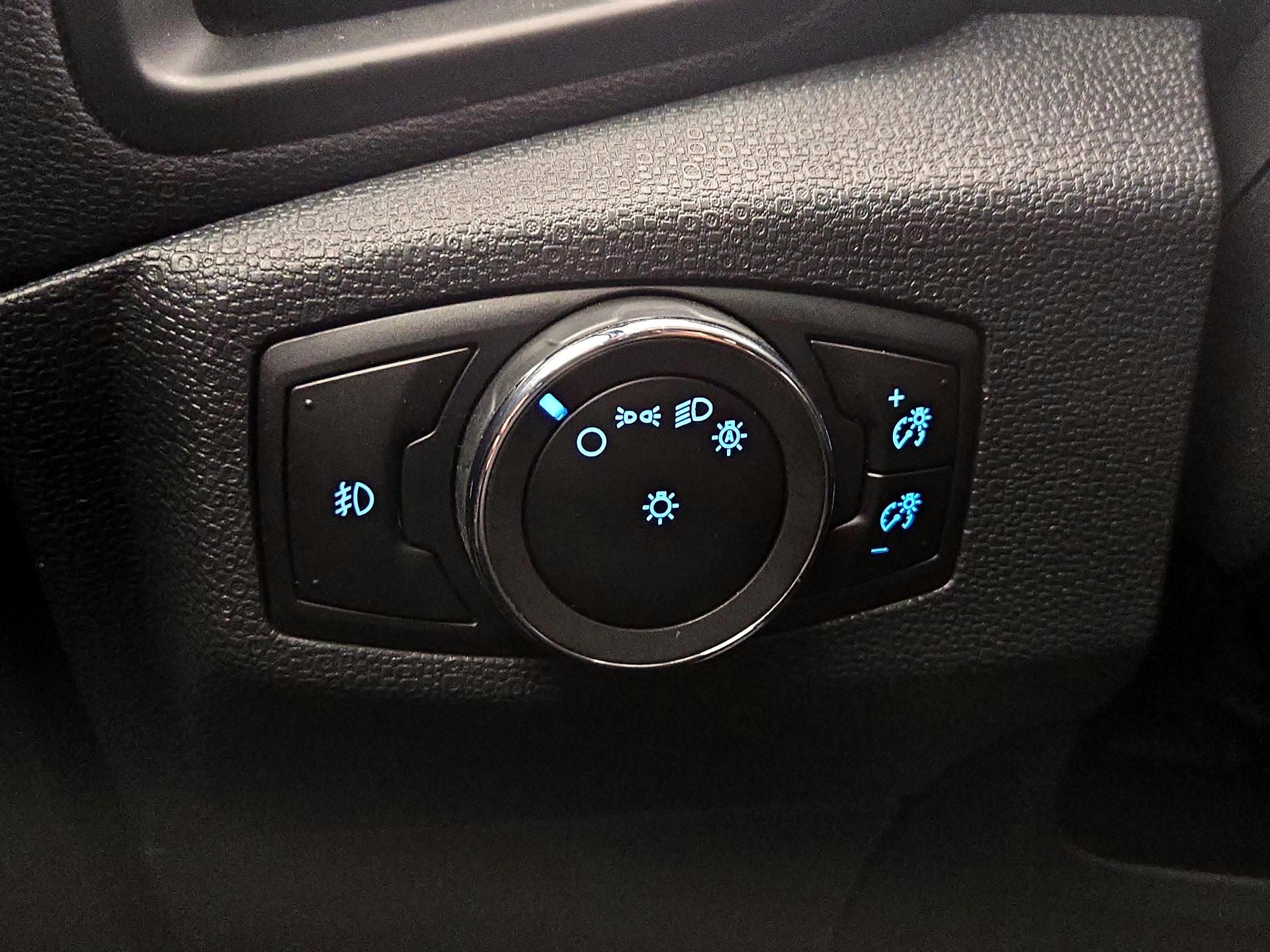 Thumbnail: 2019 Ford EcoSport - 13