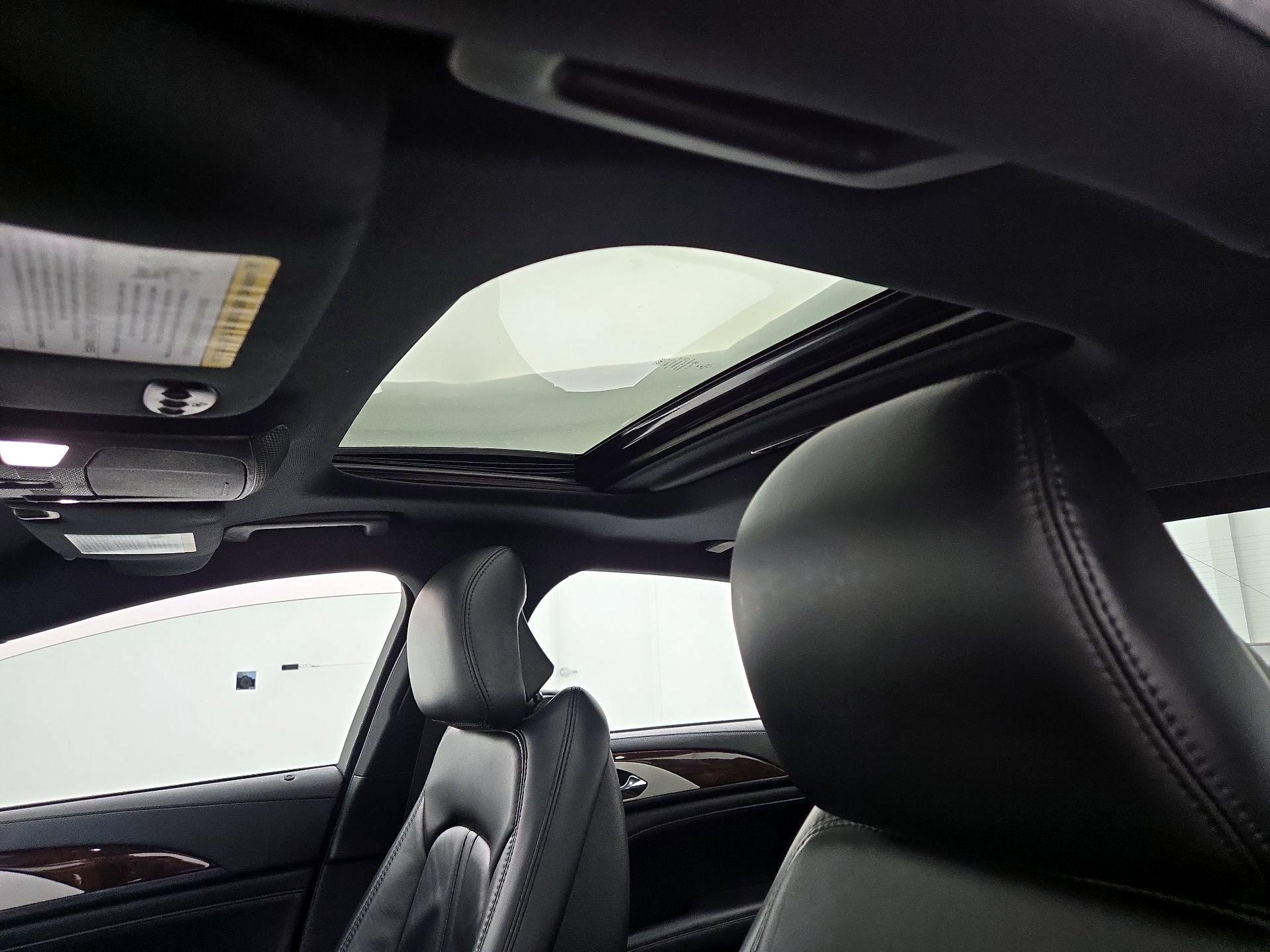 Thumbnail: 2018 Lincoln MKZ - 20