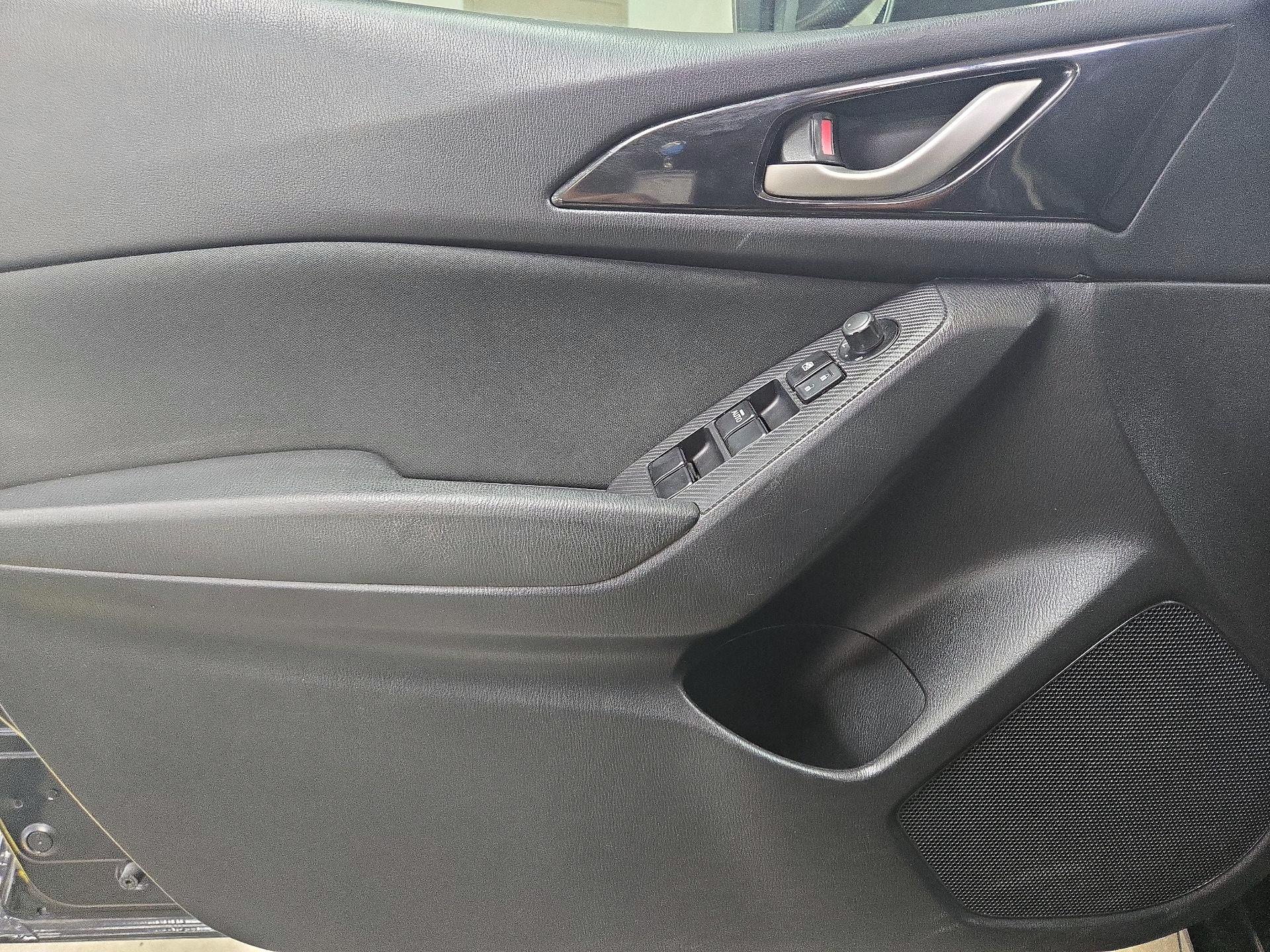 Thumbnail: 2016 Mazda Mazda3 - 12