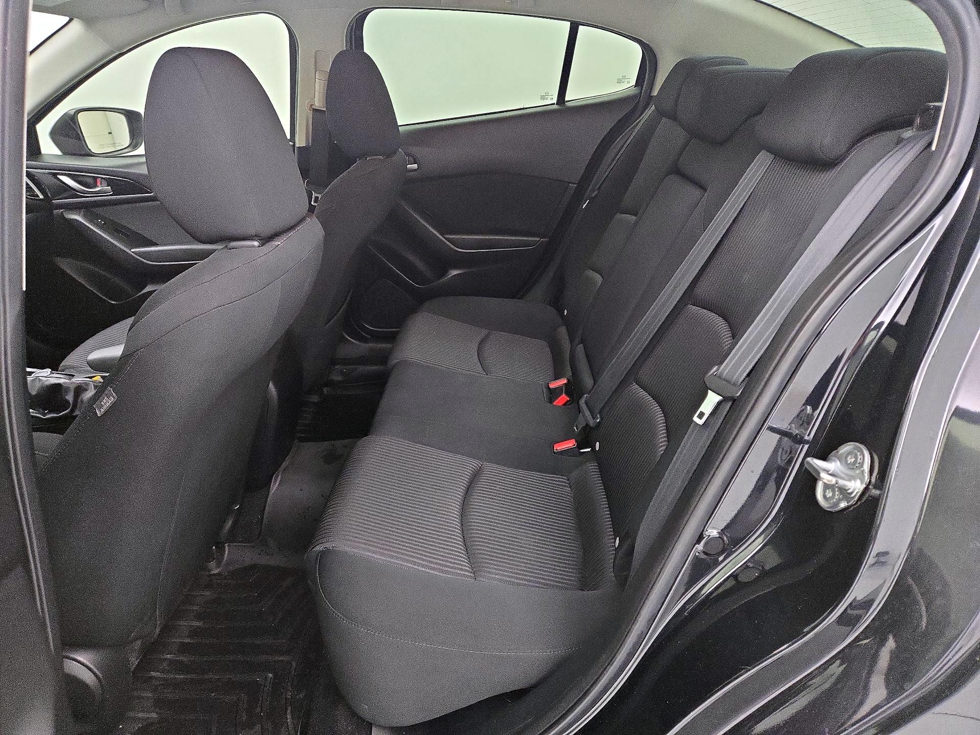 Thumbnail: 2016 Mazda Mazda3 - 19
