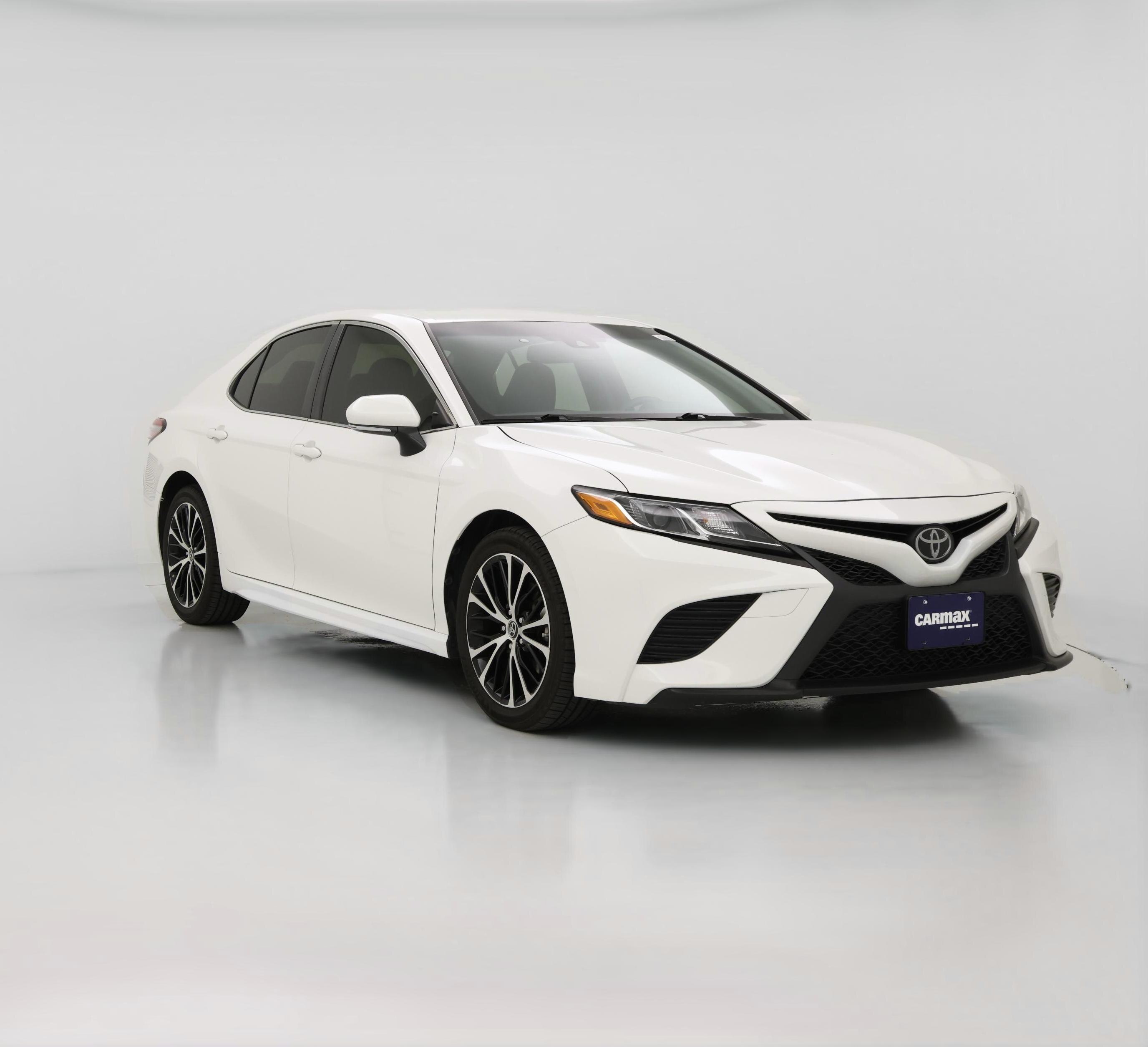 Thumbnail: 2018 Toyota Camry - 1