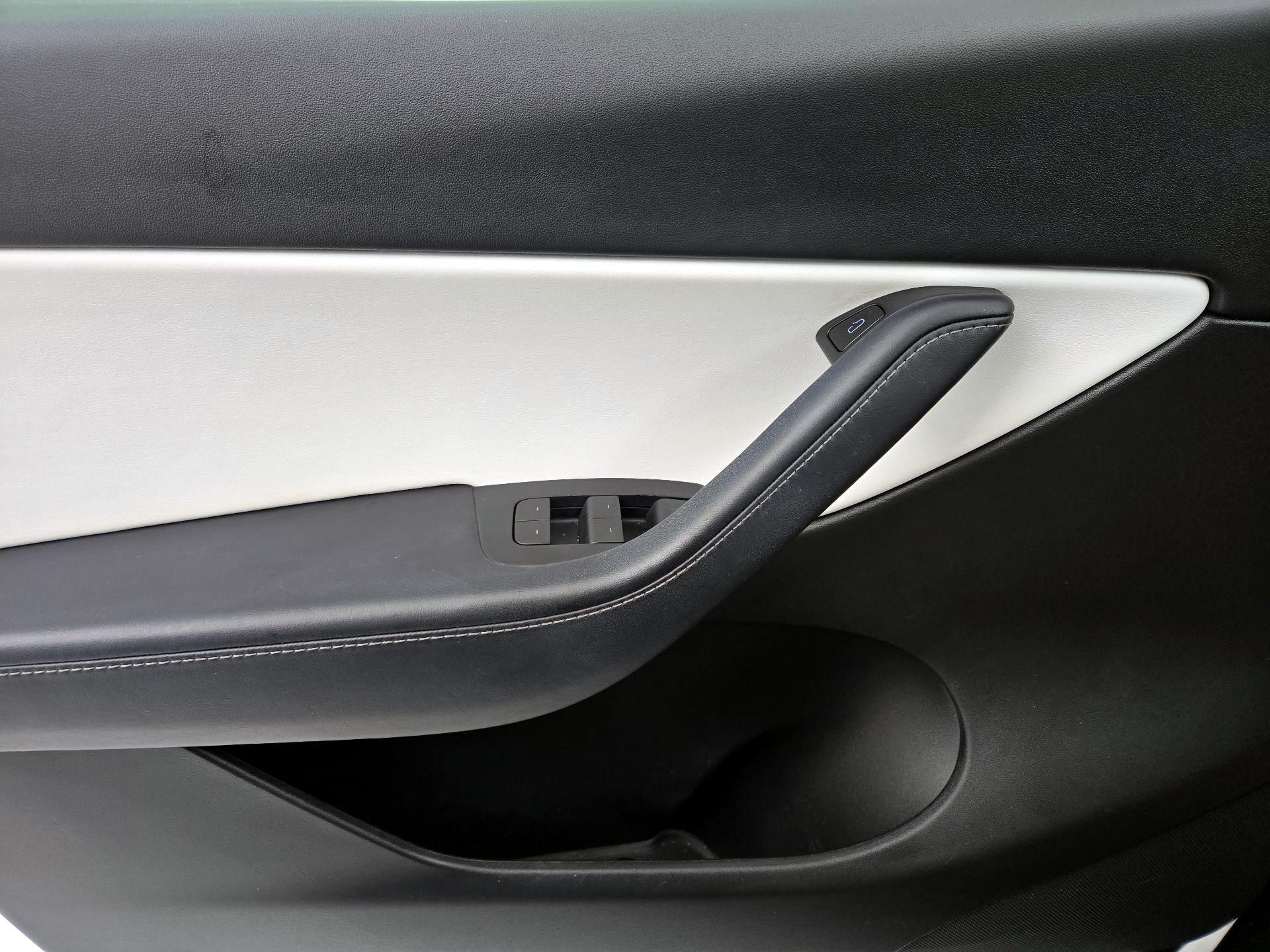 Thumbnail: 2022 Tesla Model Y - 12