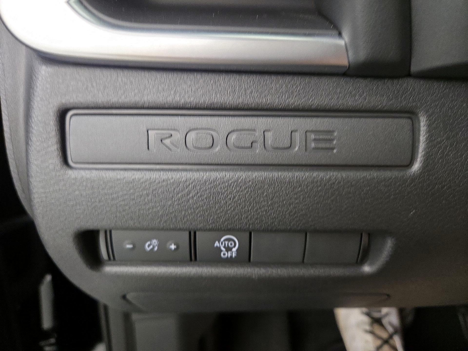 Thumbnail: 2023 Nissan Rogue - 13
