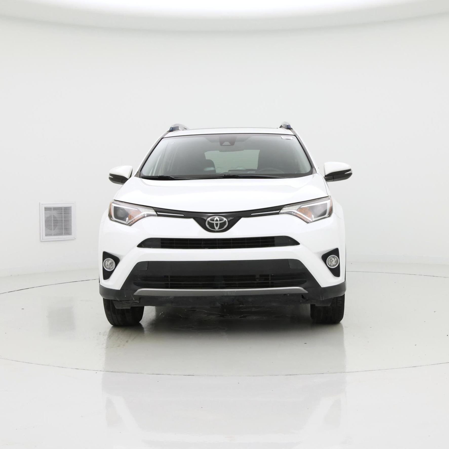 Thumbnail: 2018 Toyota RAV4 - 5
