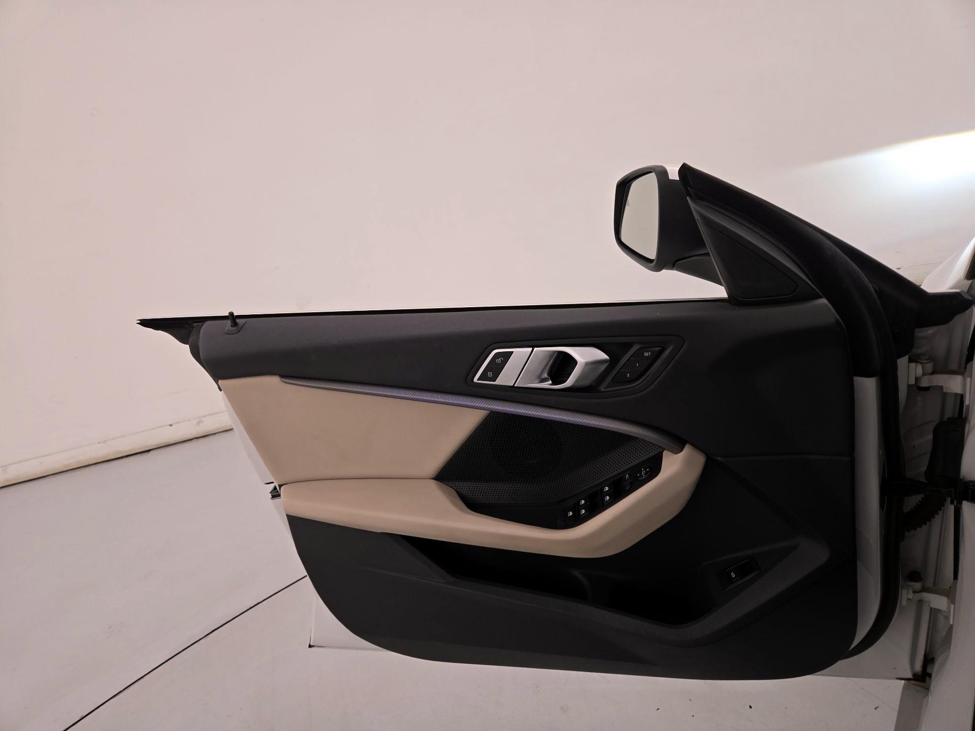 Thumbnail: 2022 BMW 2 Series - 12