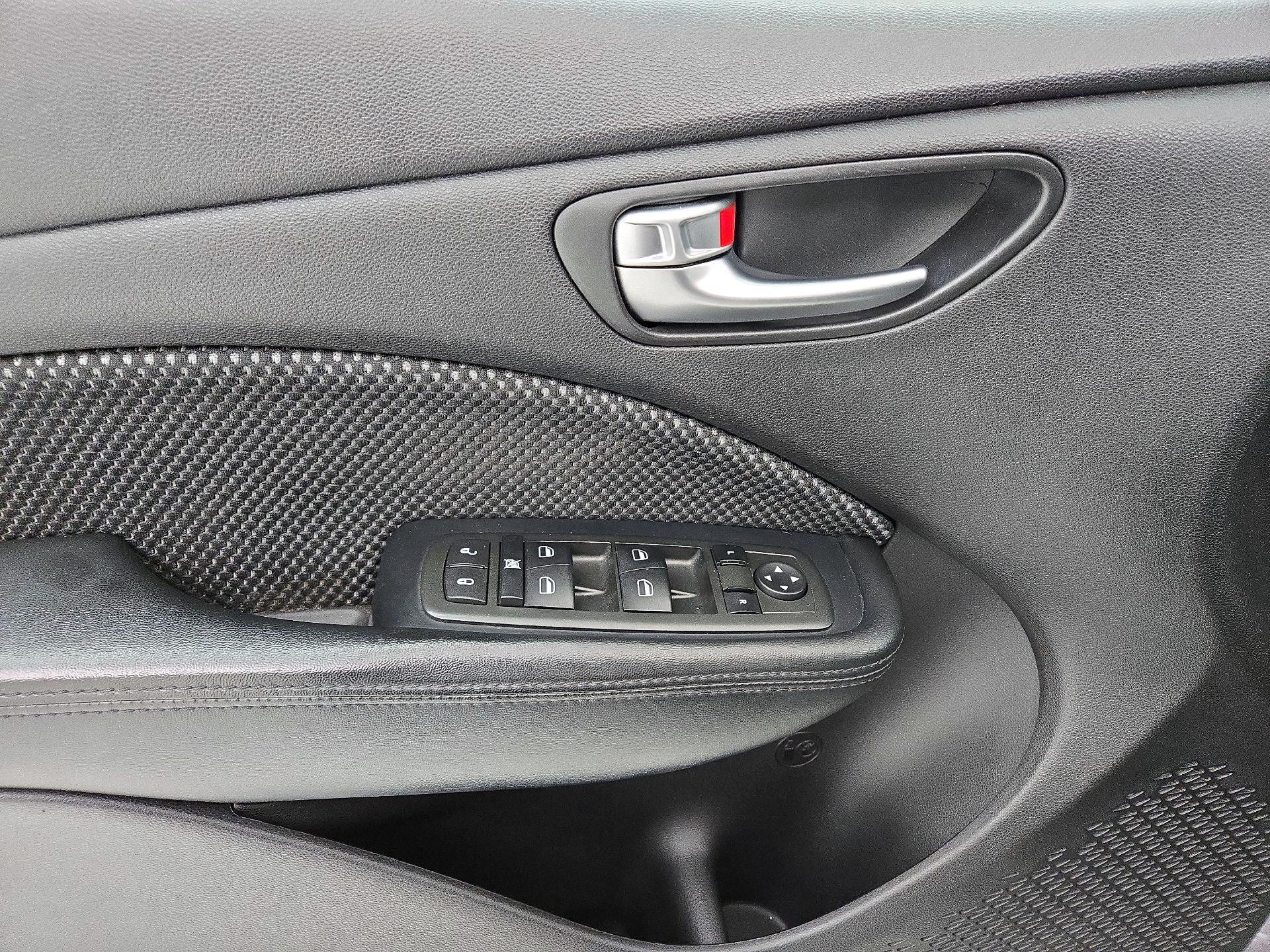 Thumbnail: 2015 Dodge Dart - 12