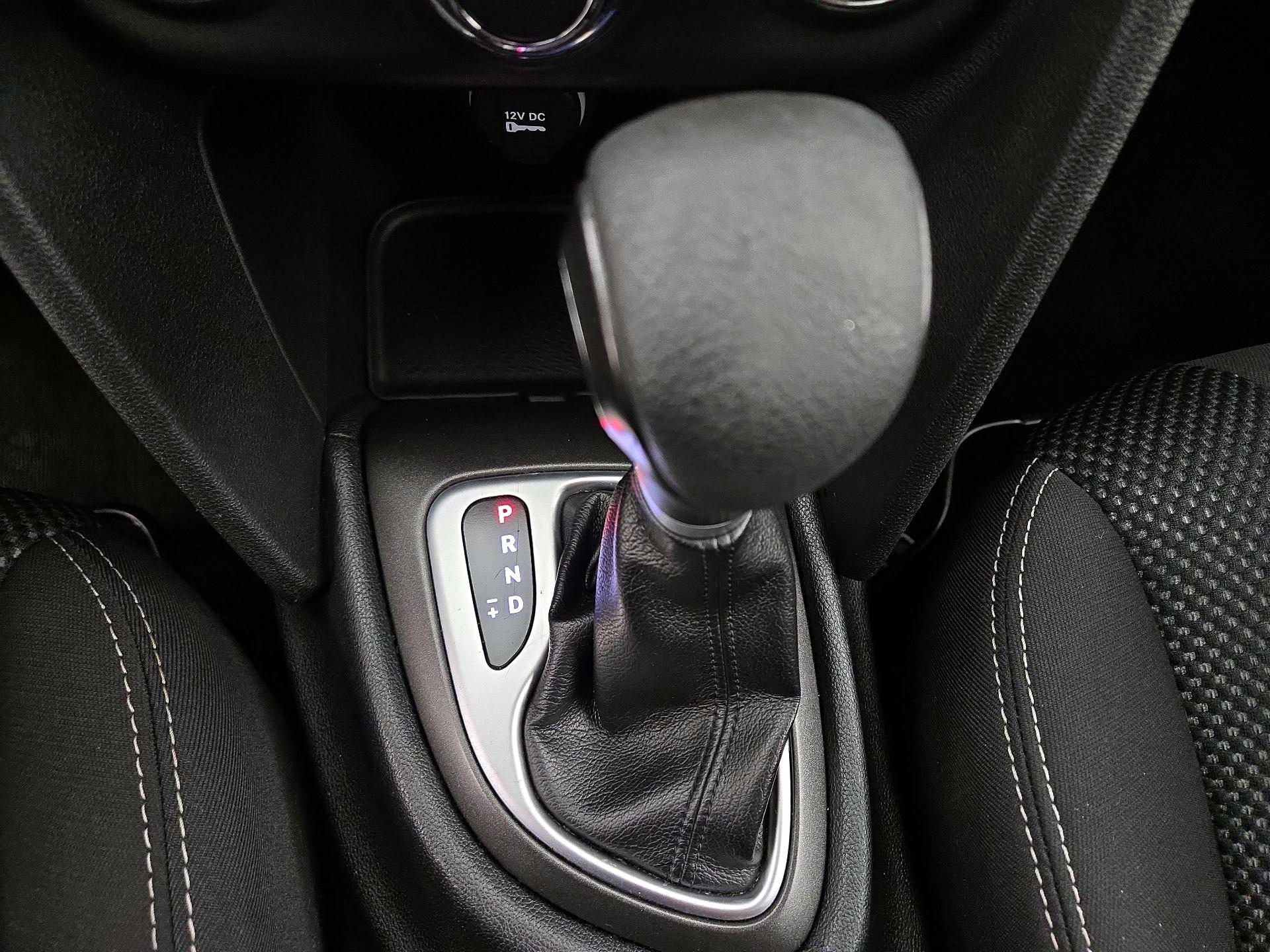 Thumbnail: 2015 Dodge Dart - 16