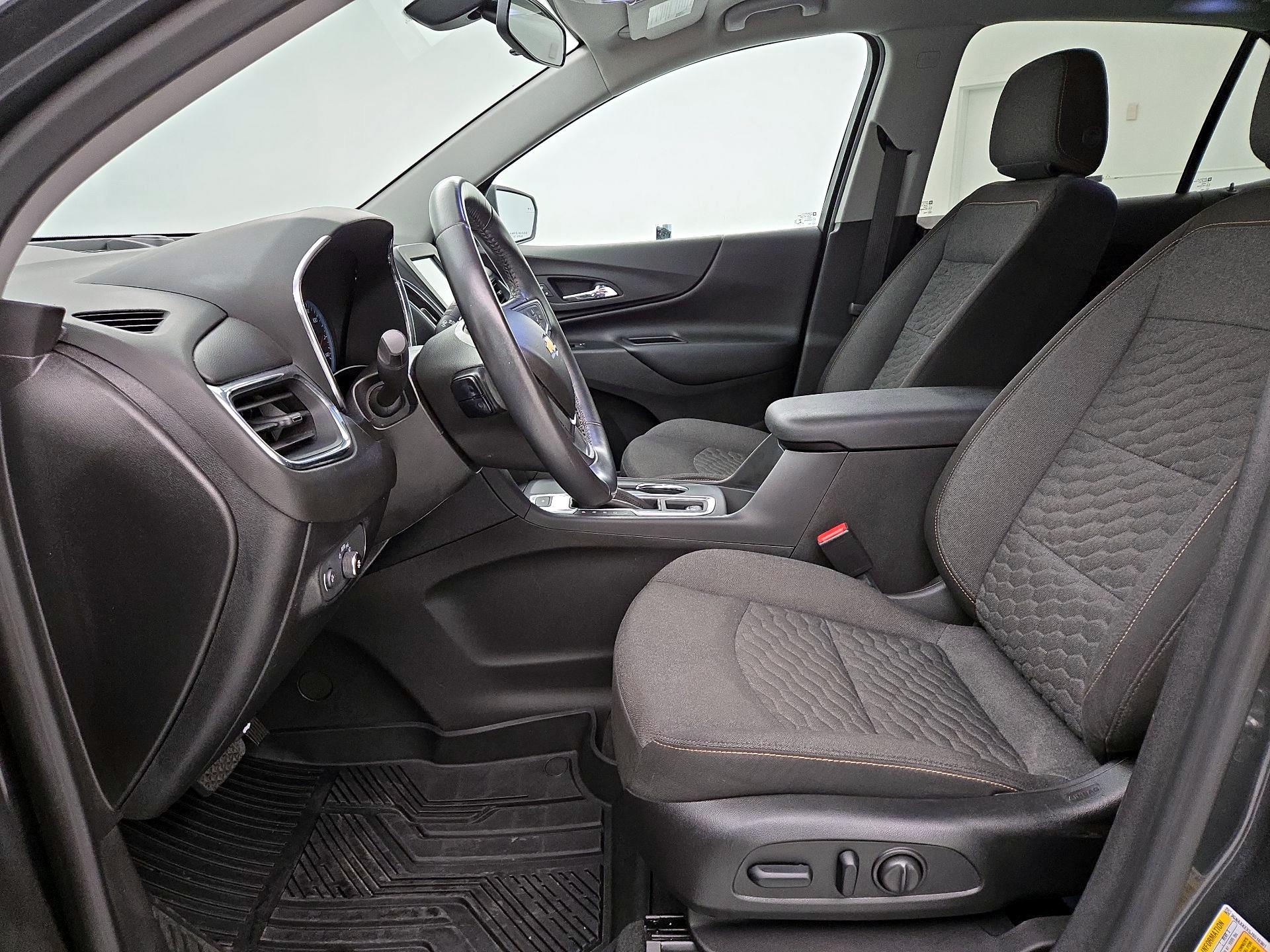 Thumbnail: 2018 Chevrolet Equinox - 11