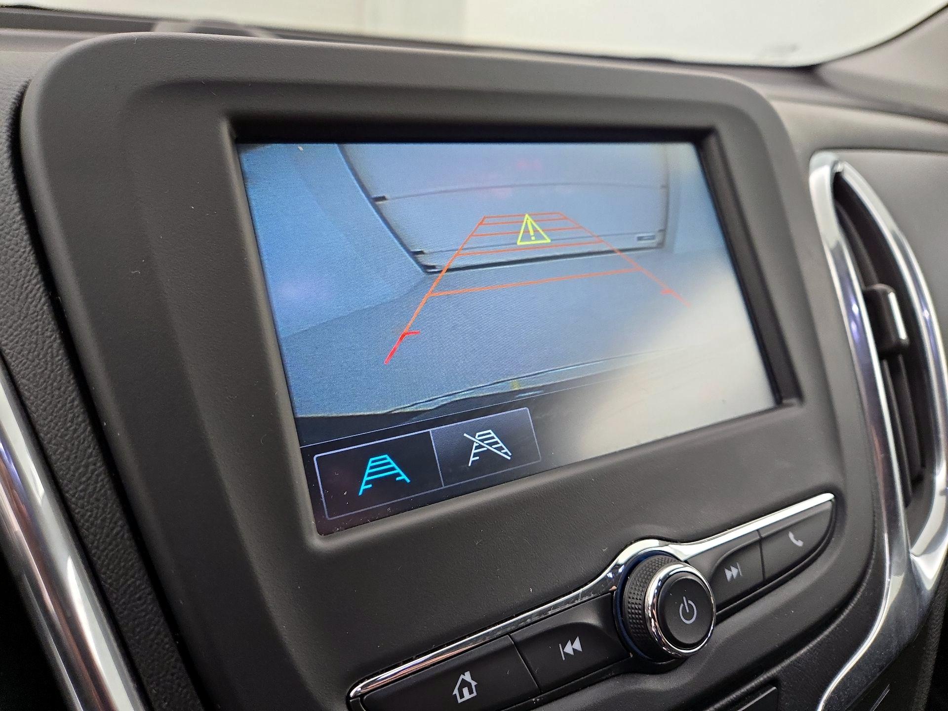 Thumbnail: 2018 Chevrolet Equinox - 14