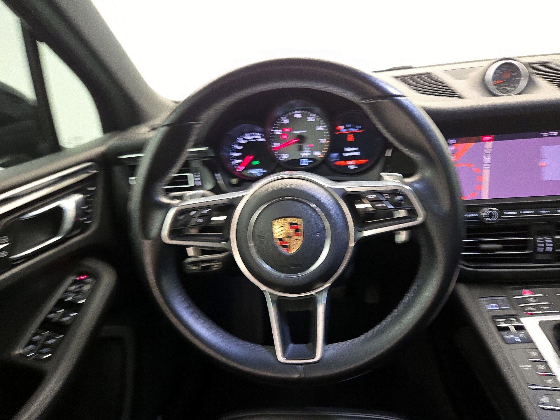 Thumbnail: 2019 Porsche Macan - 10