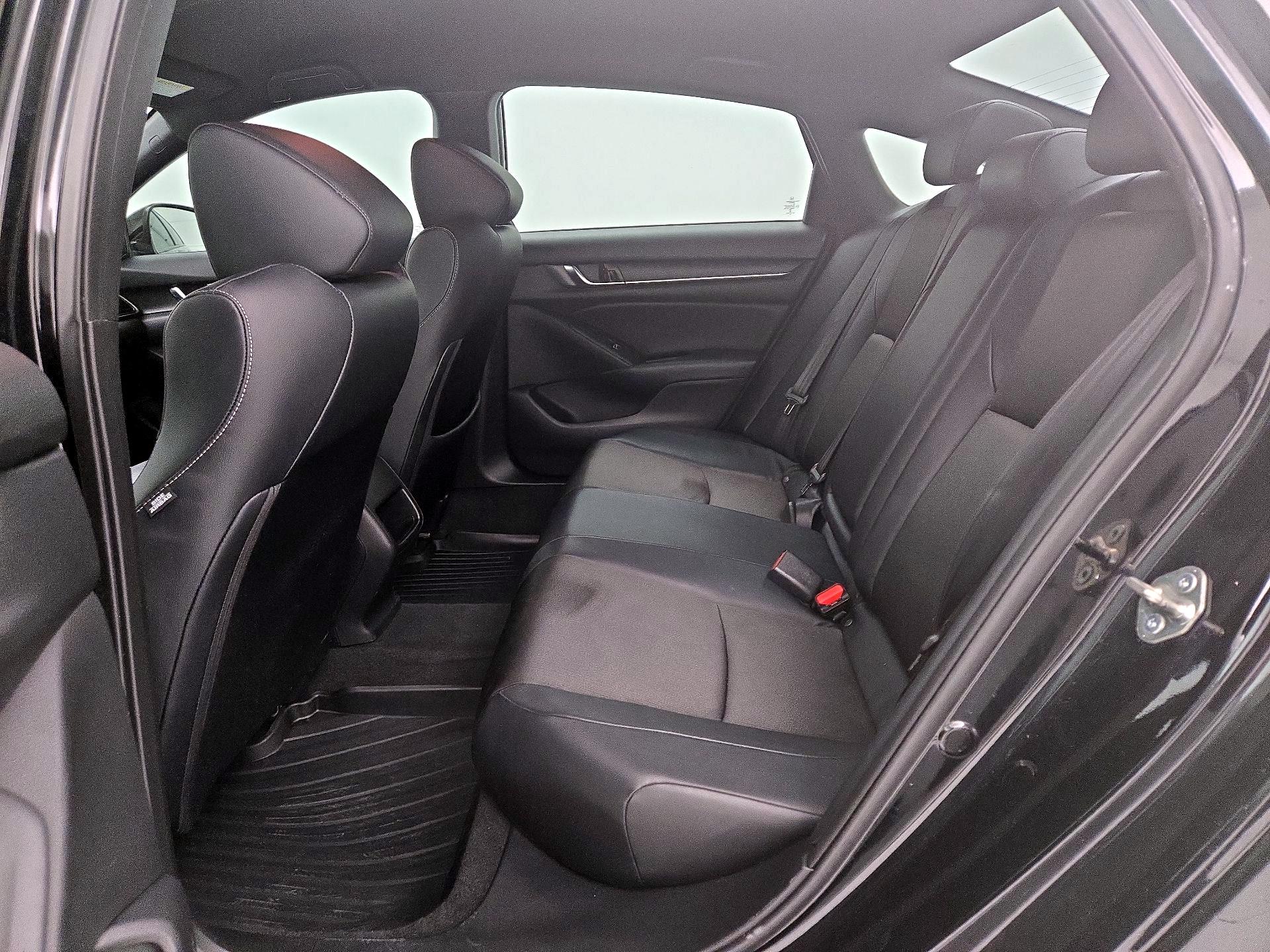 Thumbnail: 2018 Honda Accord - 19