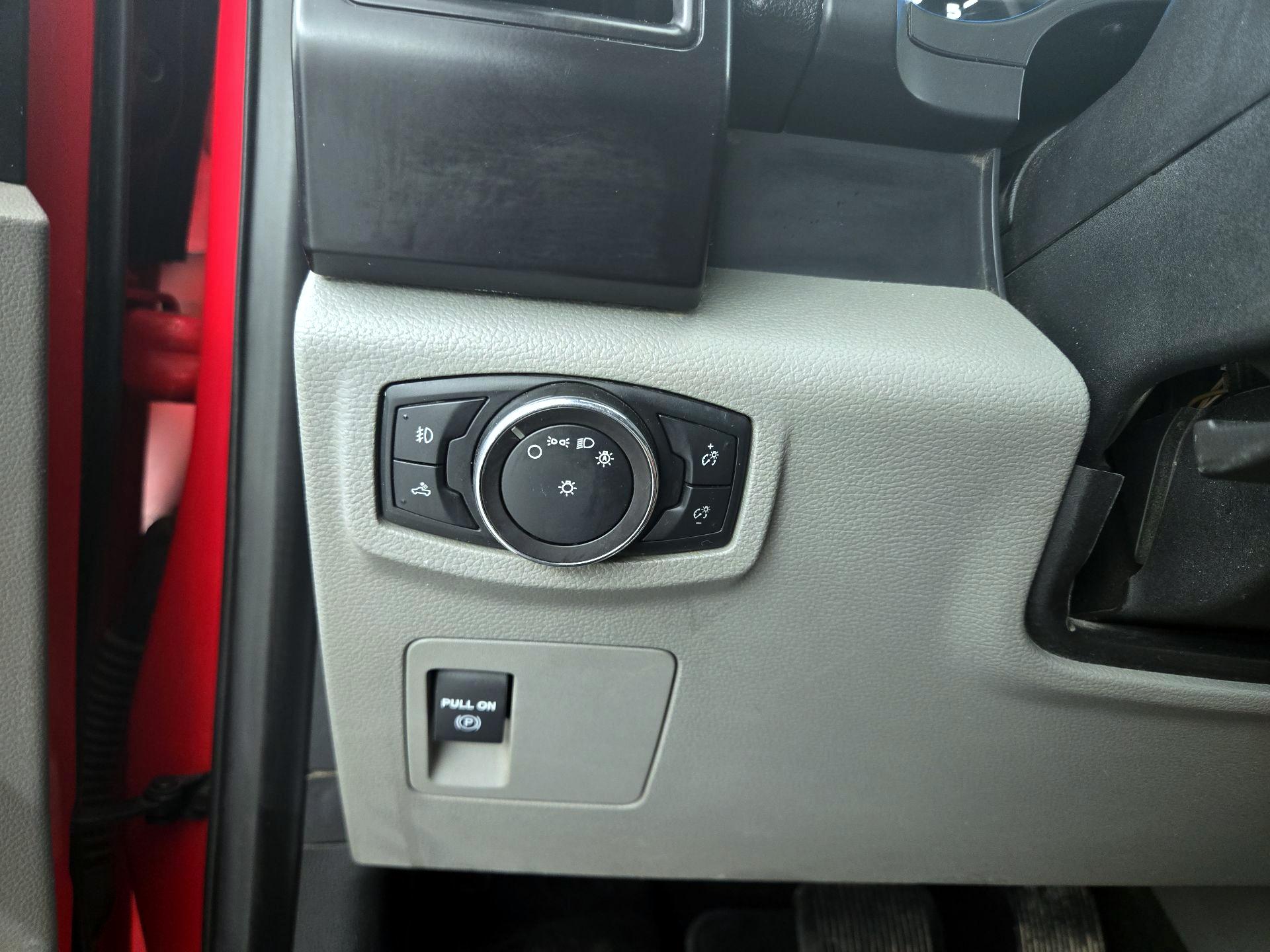 Thumbnail: 2018 Ford F-150 - 13
