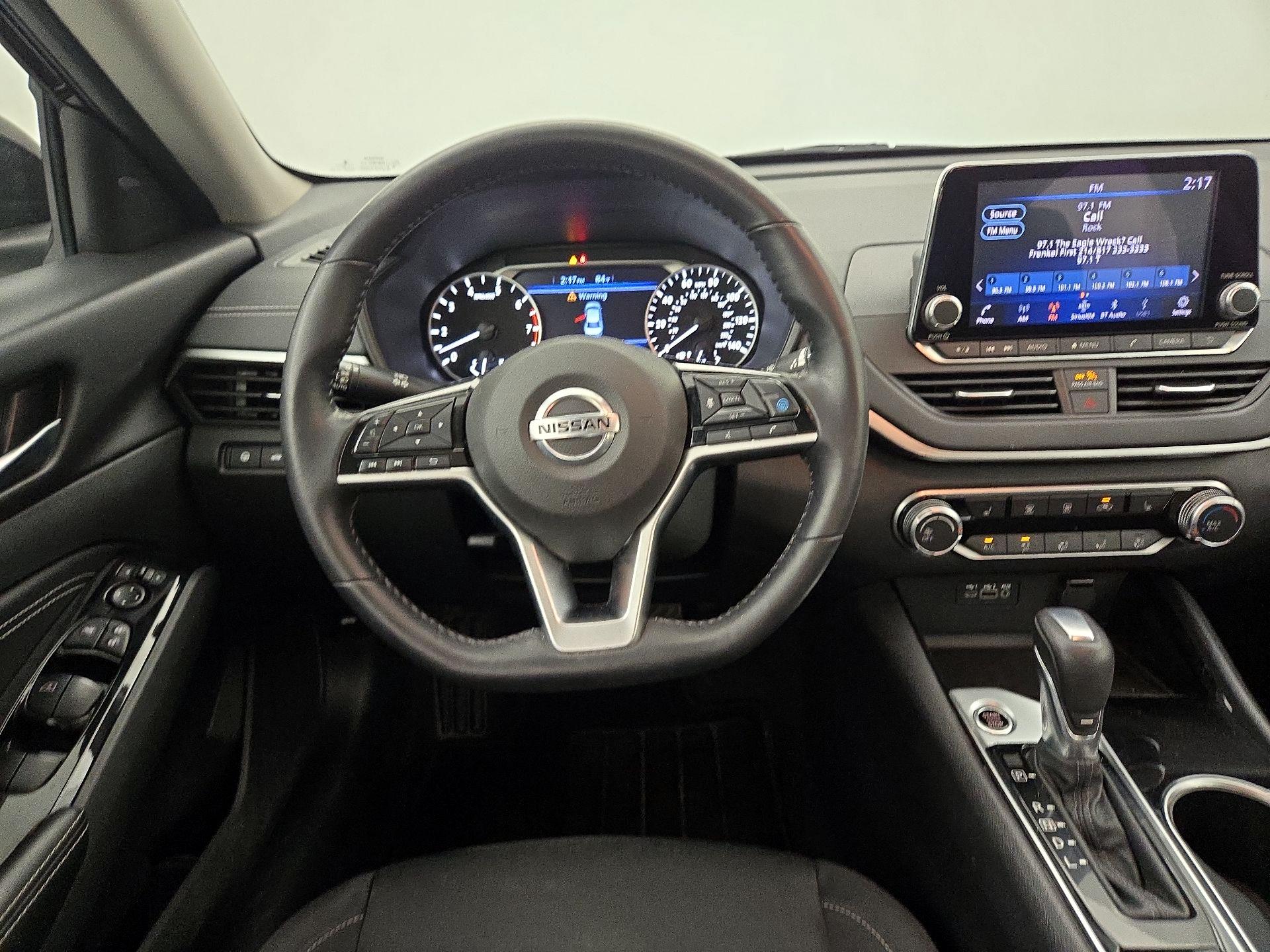 Thumbnail: 2021 Nissan Altima - 10