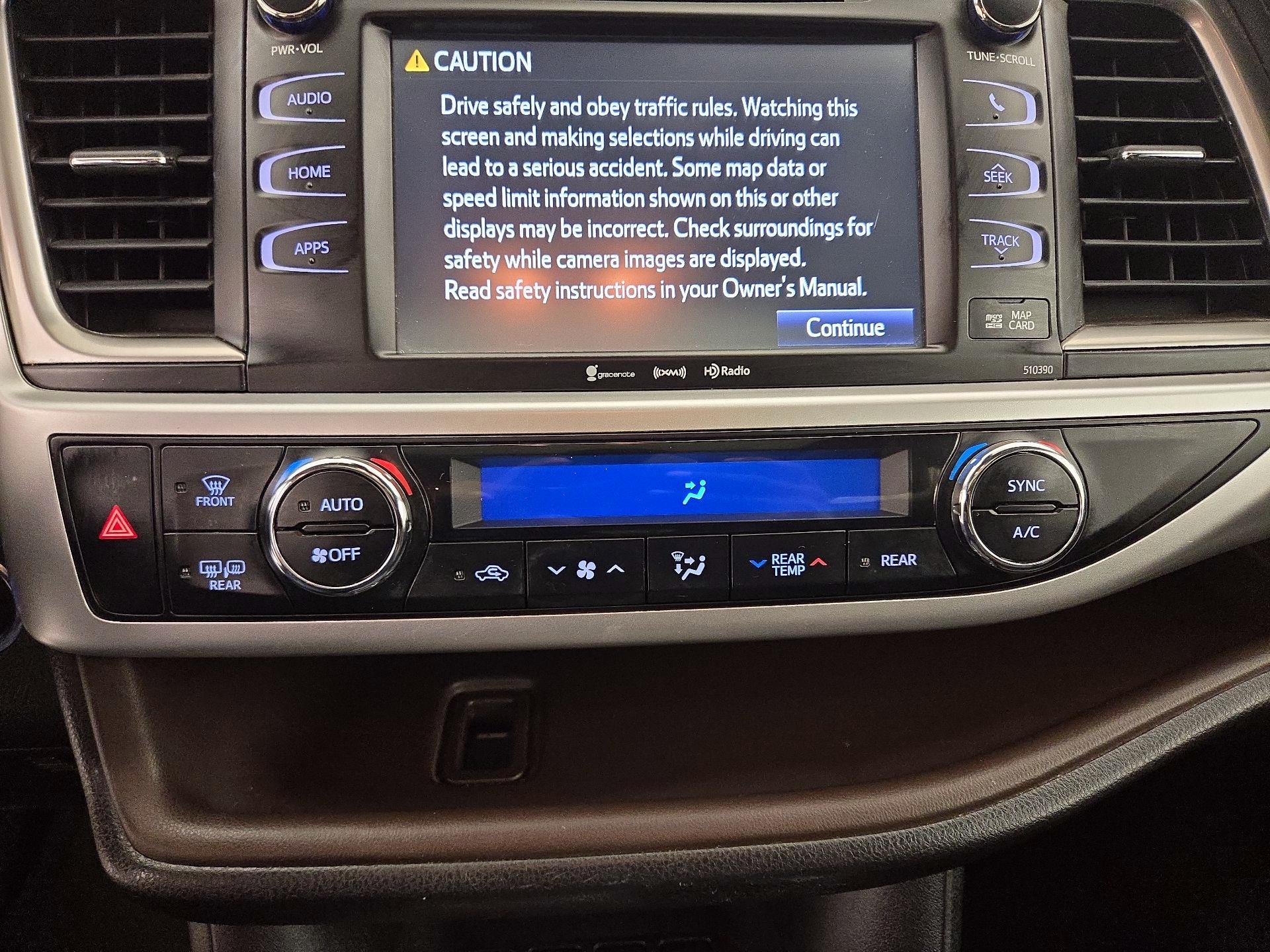 Thumbnail: 2019 Toyota Highlander - 16