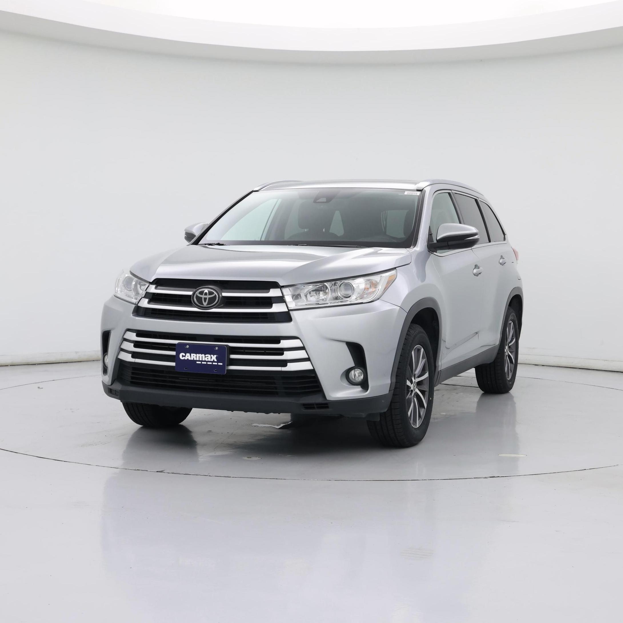 Thumbnail: 2019 Toyota Highlander - 4