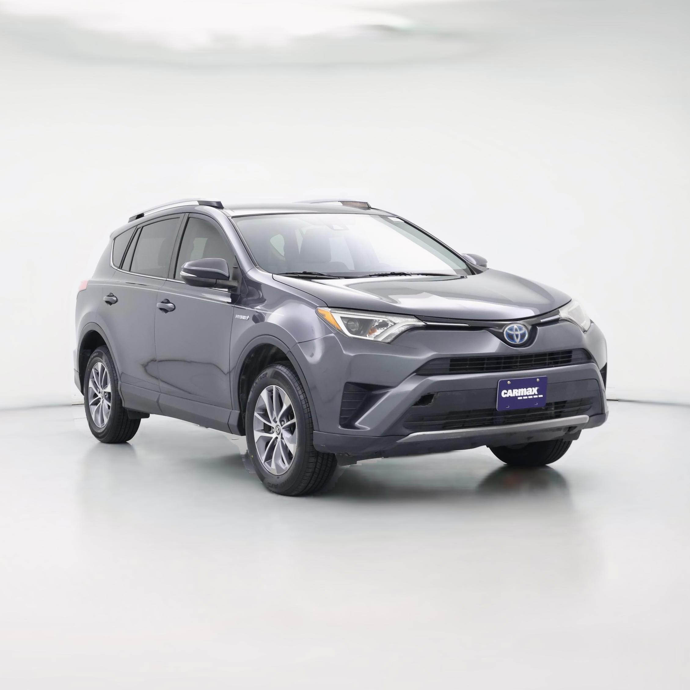 Thumbnail: 2018 Toyota RAV4 - 1