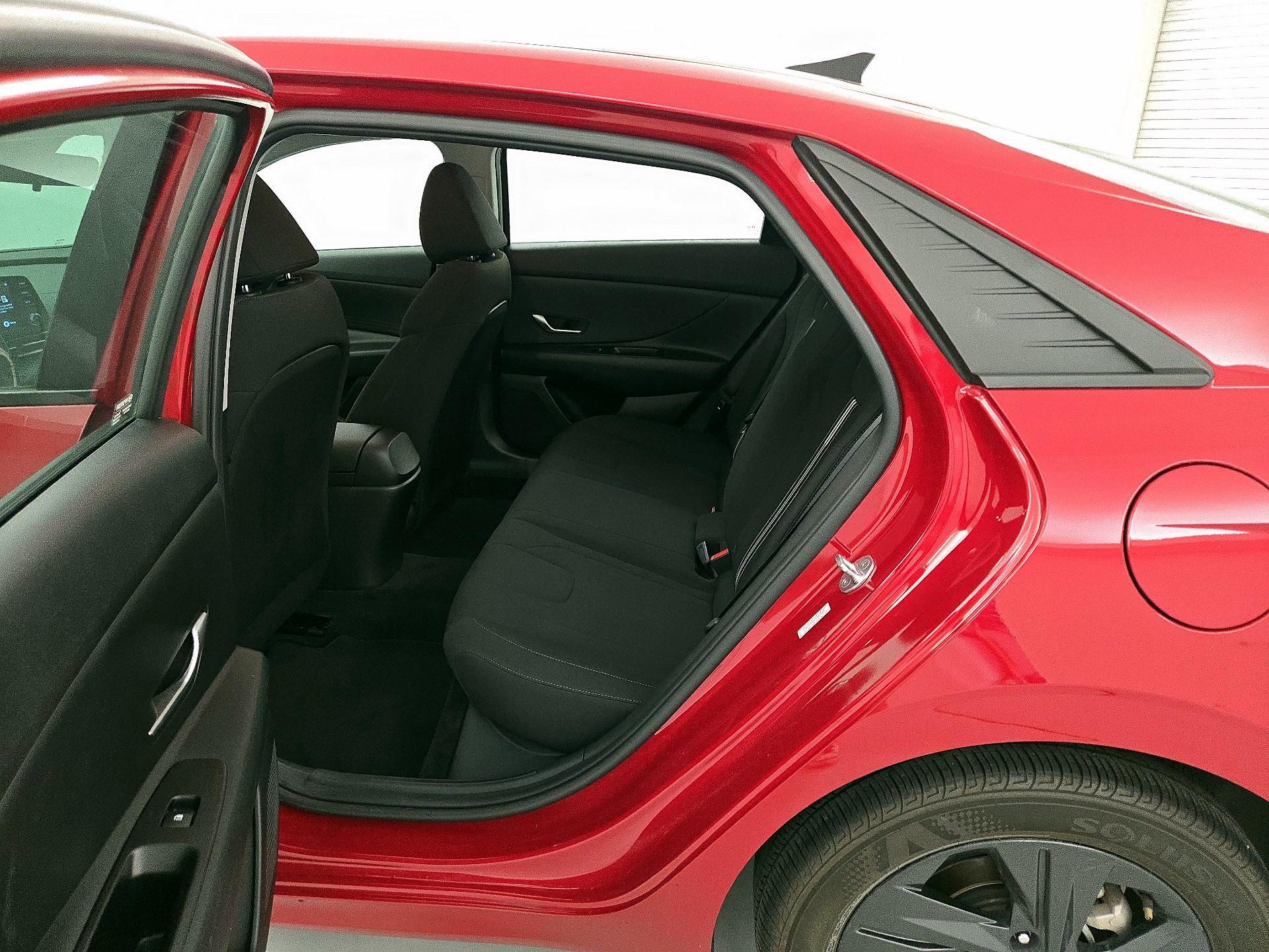 Thumbnail: 2023 Hyundai Elantra - 19