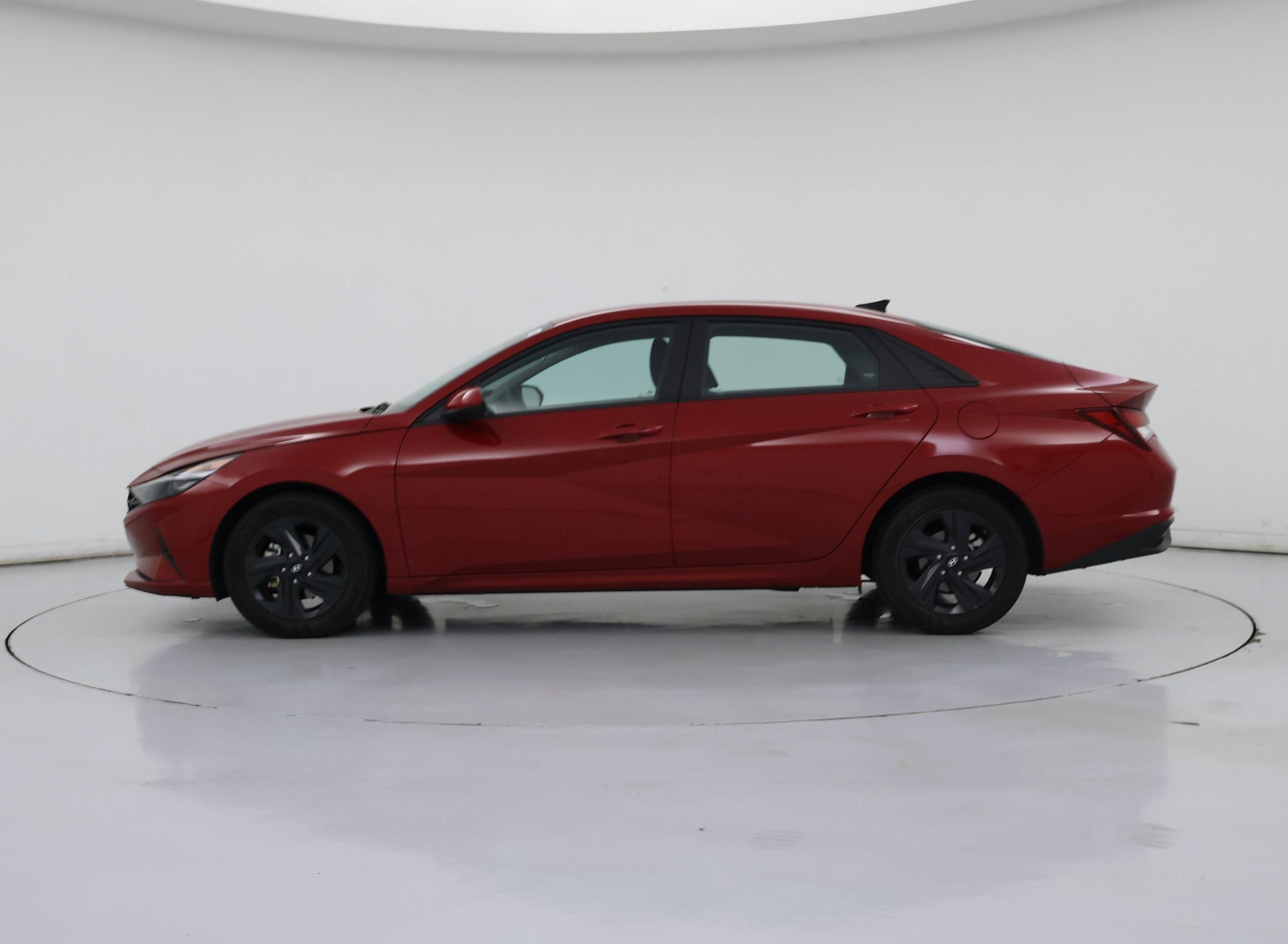 Thumbnail: 2023 Hyundai Elantra - 3