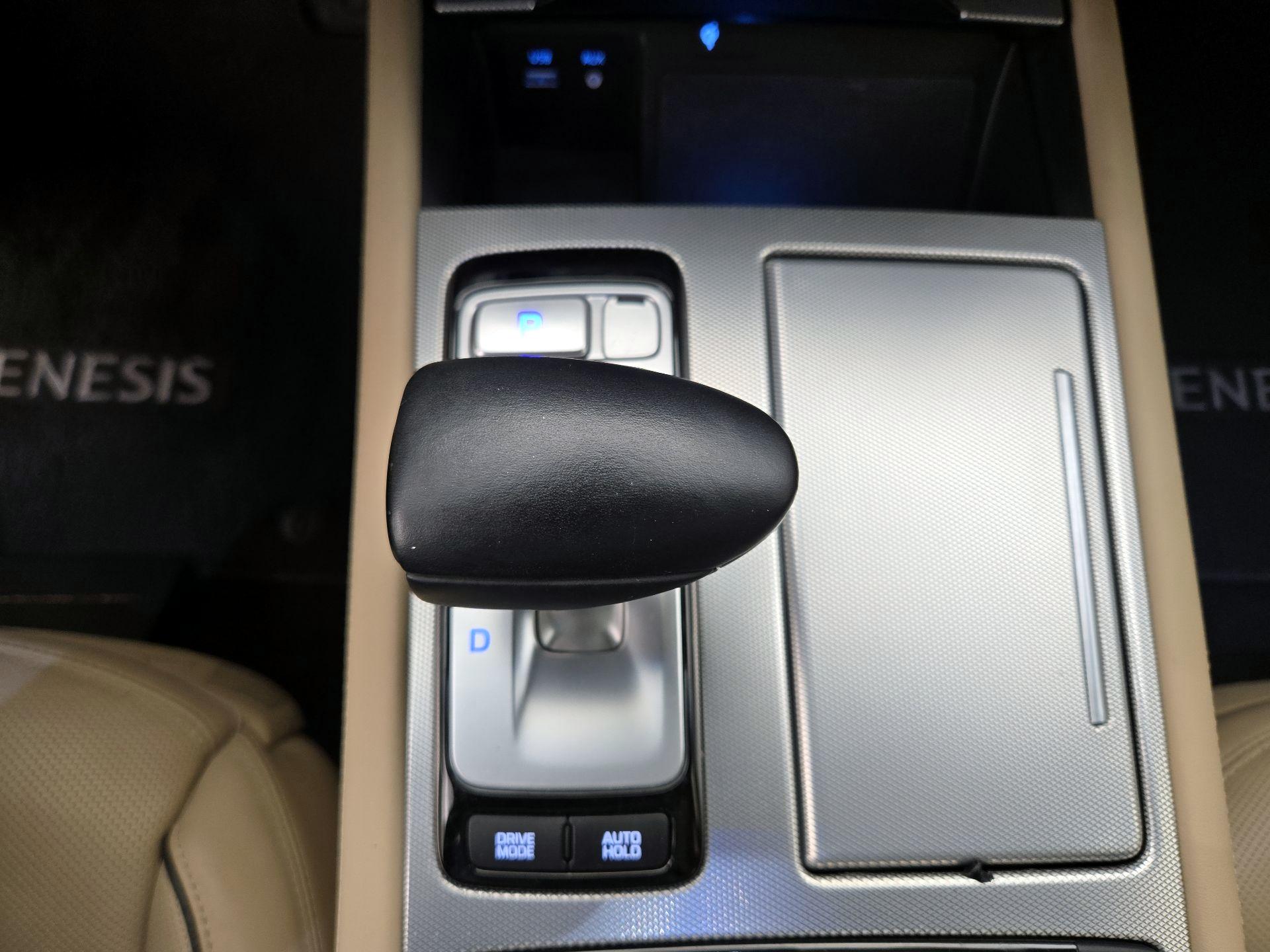 Thumbnail: 2019 Genesis G80 - 18