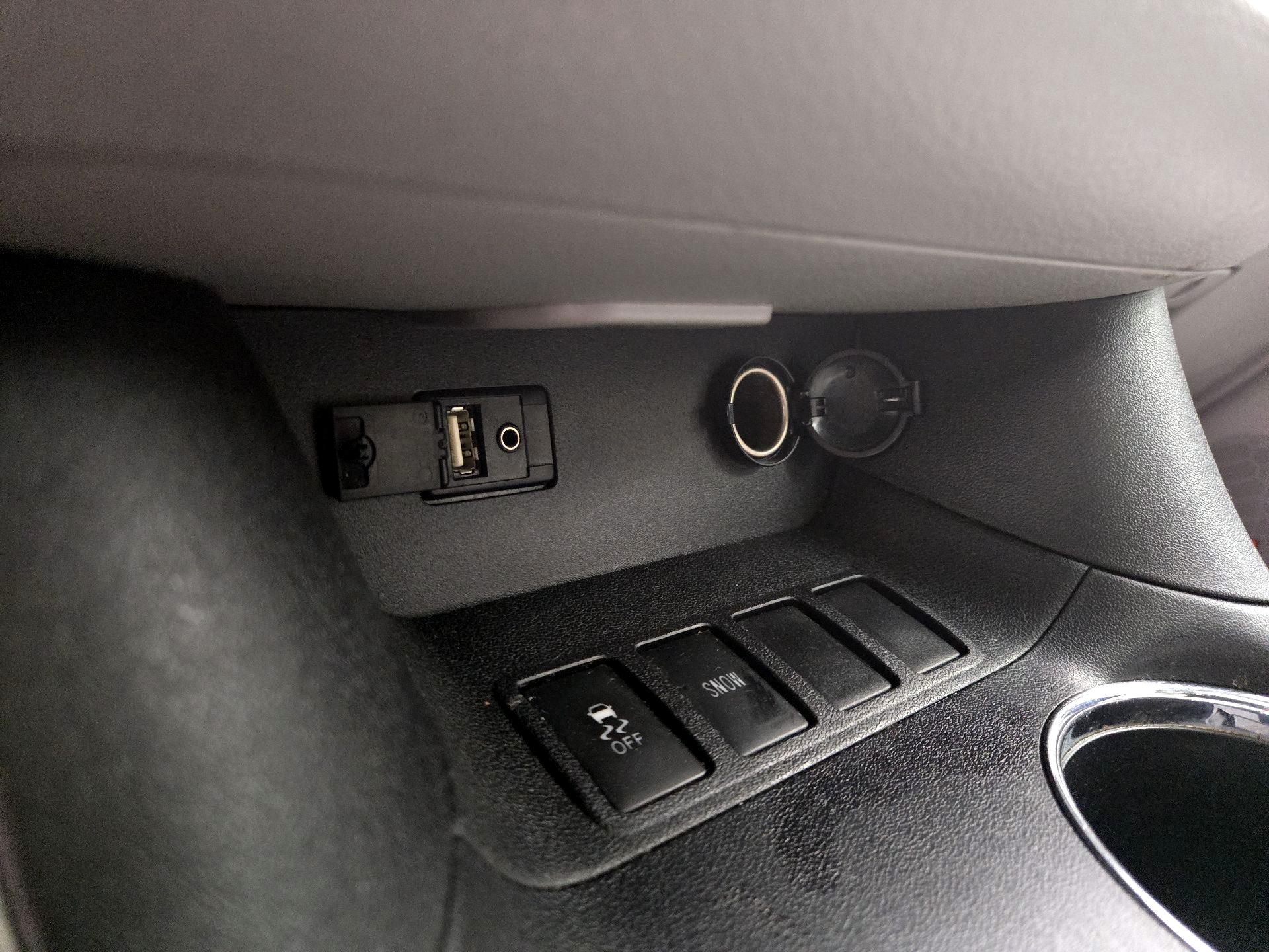 Thumbnail: 2016 Toyota Highlander - 19