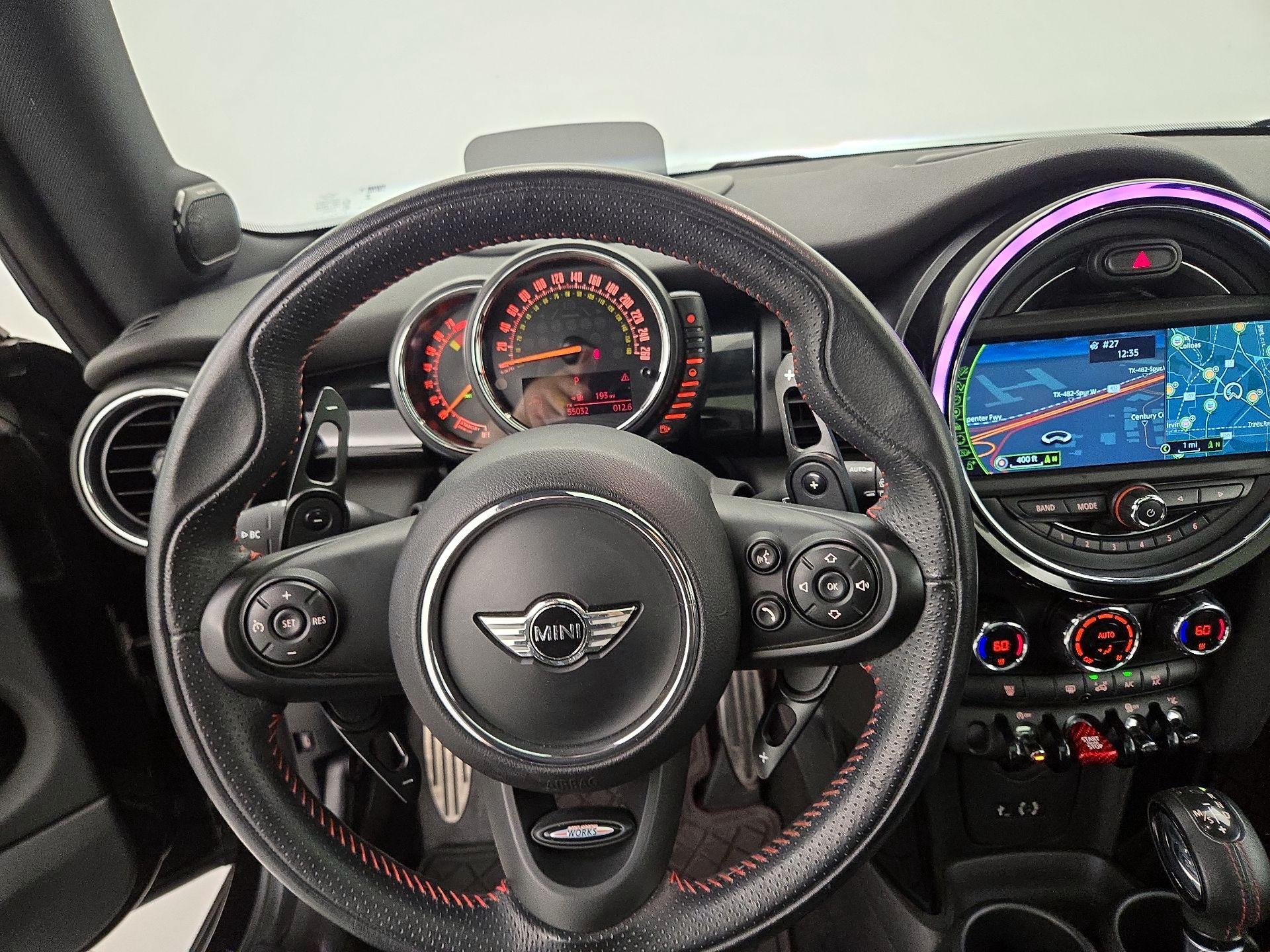 Thumbnail: 2015 MINI Cooper Hardtop - 10