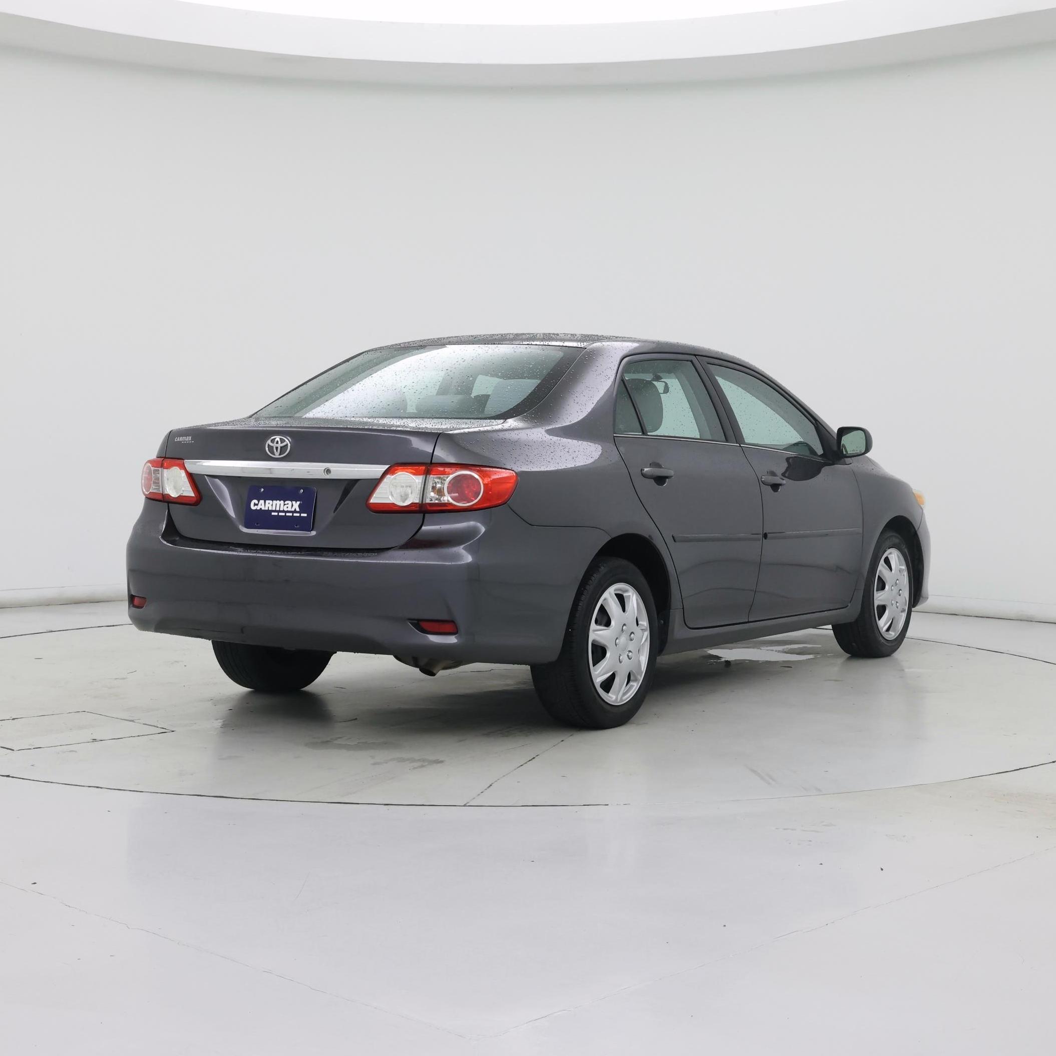 Thumbnail: 2013 Toyota Corolla - 8
