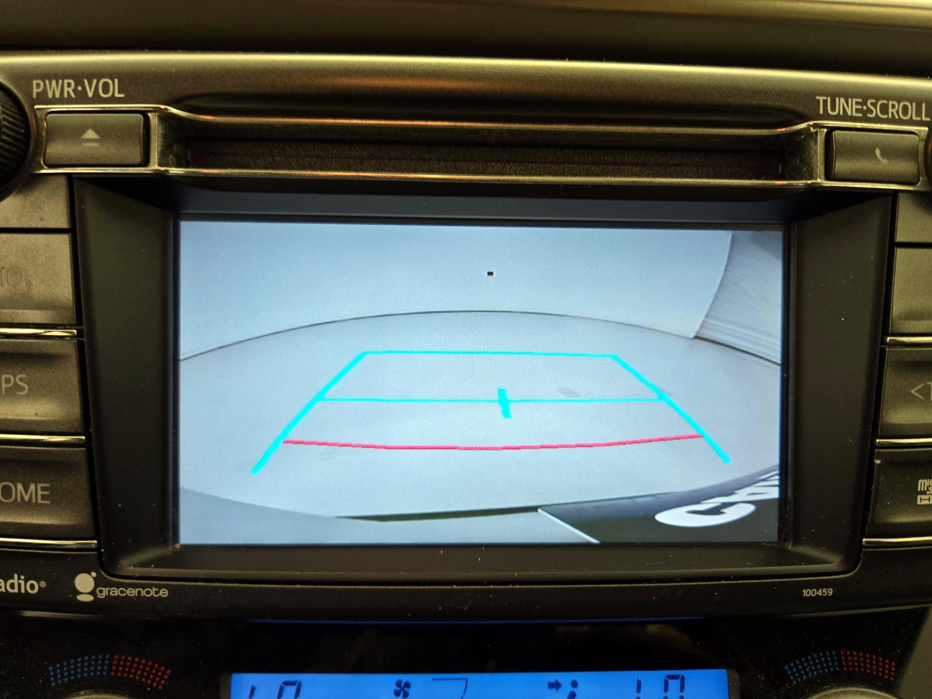 Thumbnail: 2015 Toyota RAV4 - 14