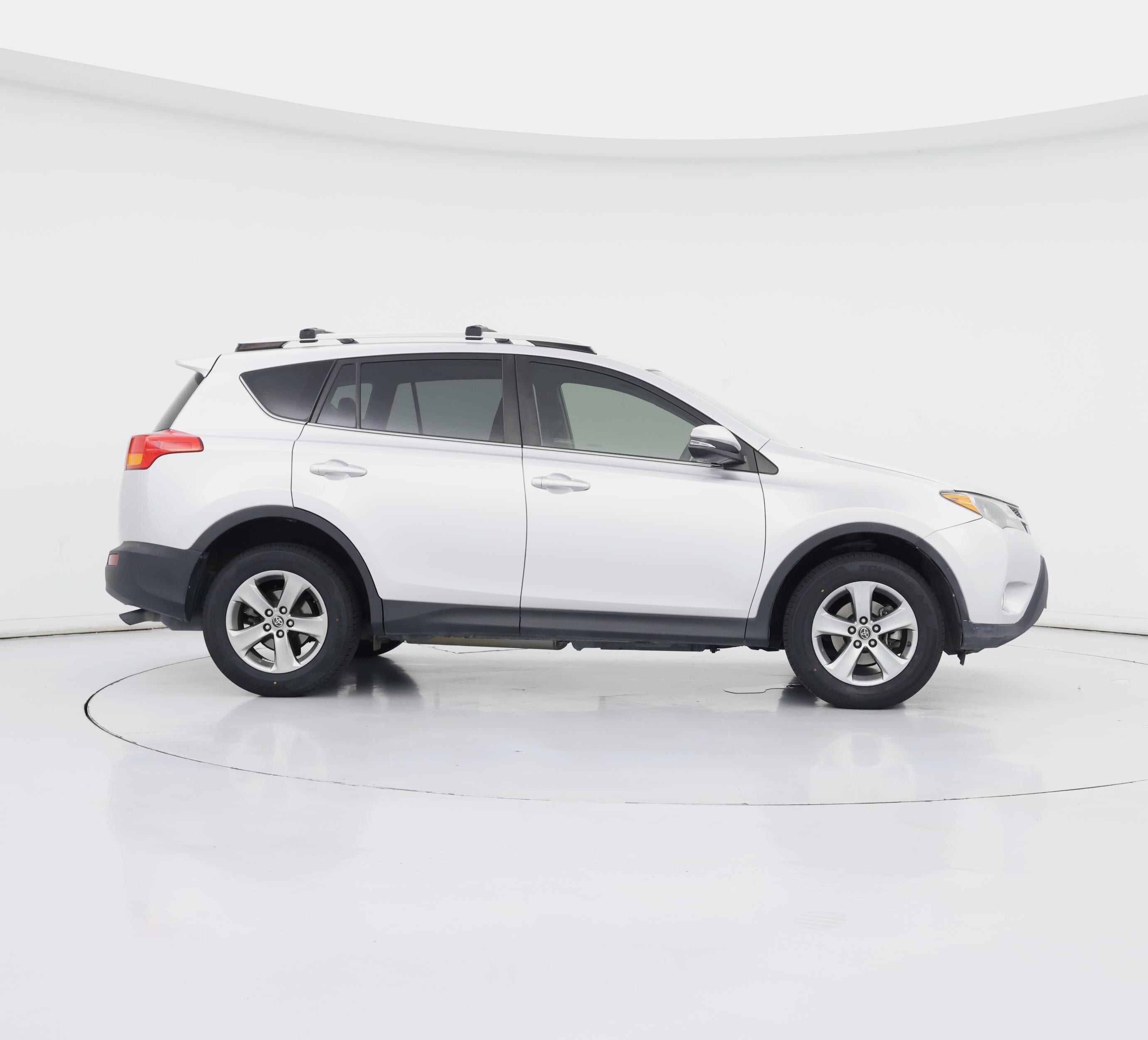 Thumbnail: 2015 Toyota RAV4 - 7