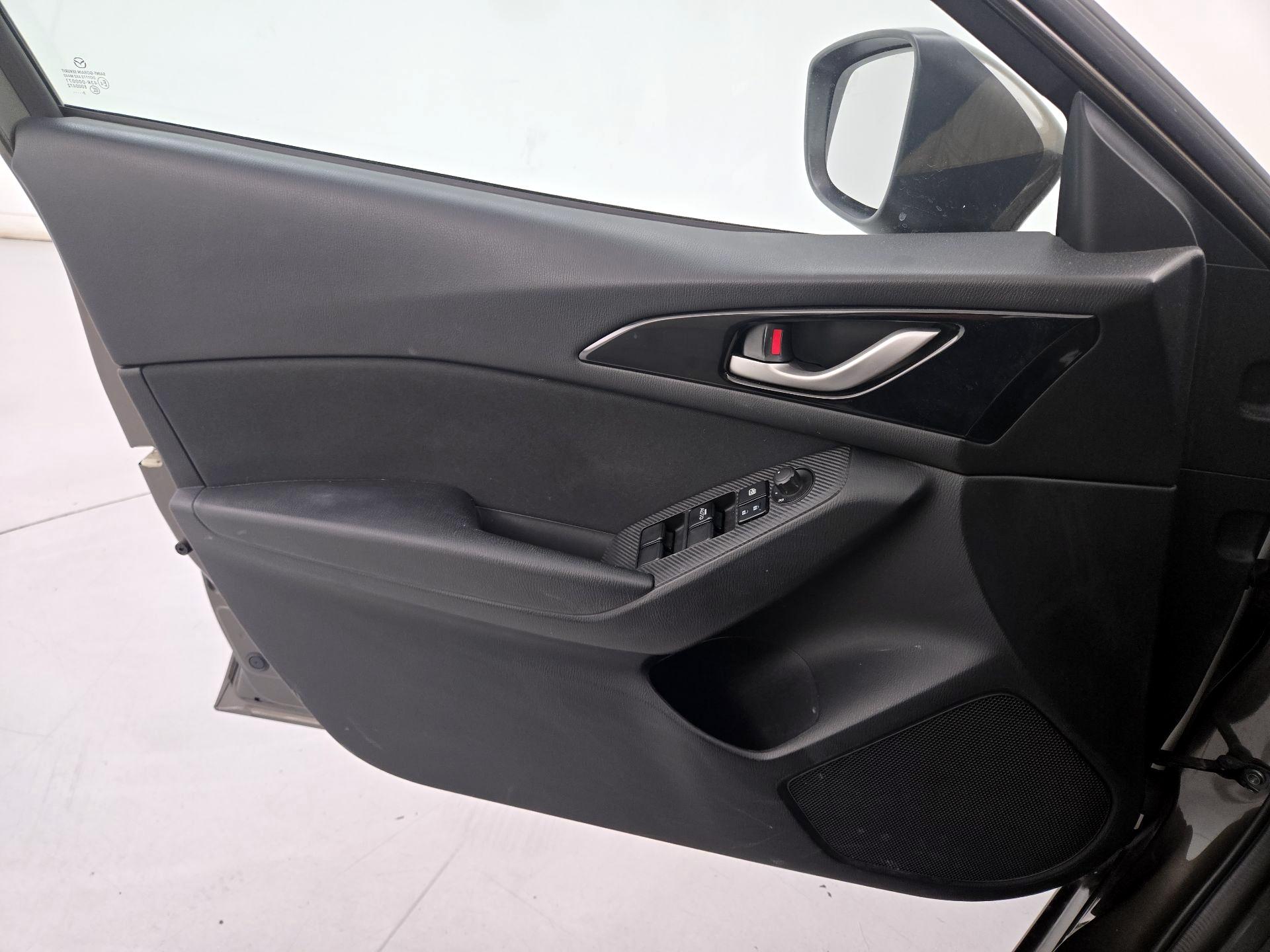 Thumbnail: 2014 Mazda Mazda3 - 12