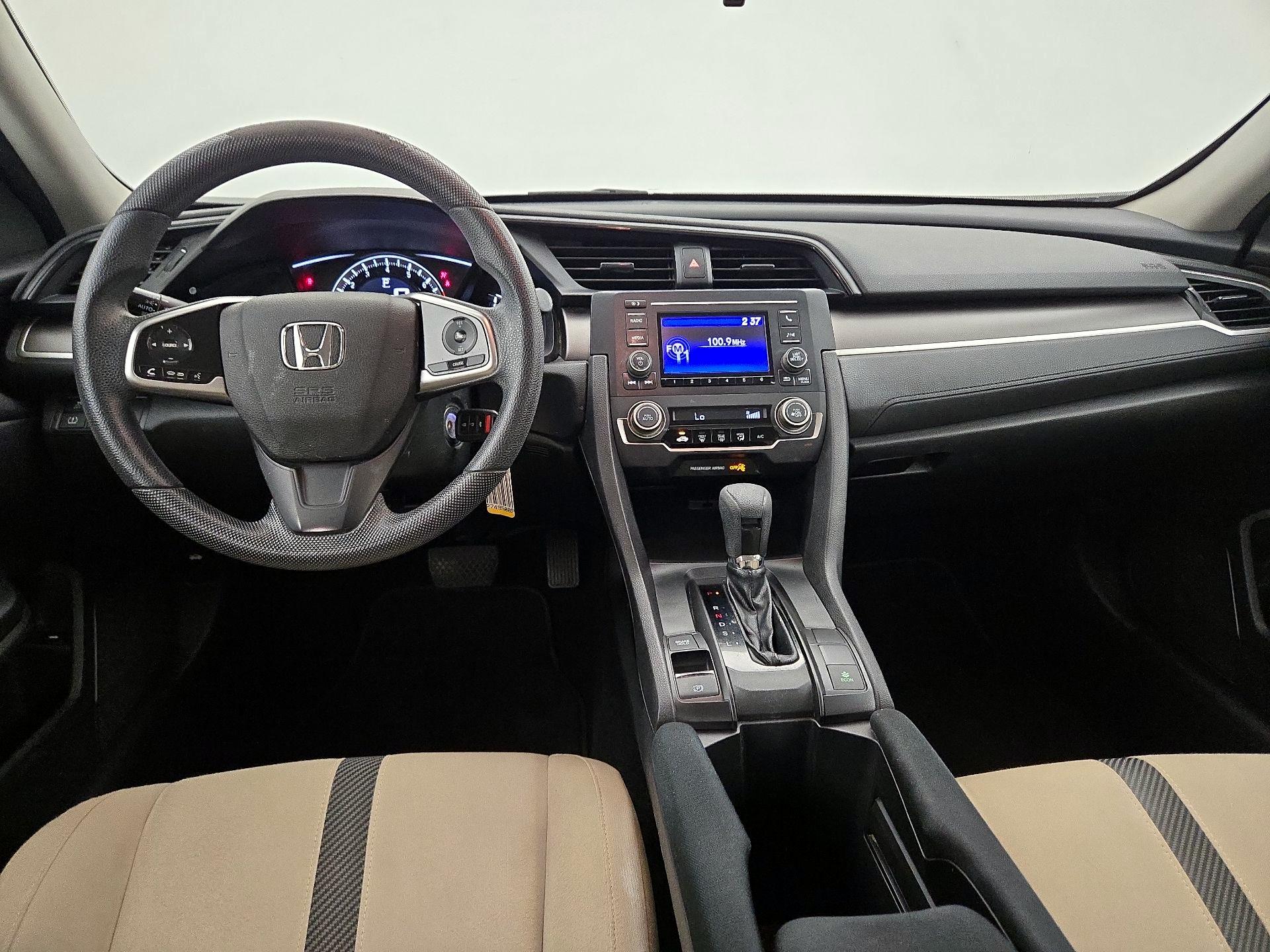 Thumbnail: 2016 Honda Civic - 9