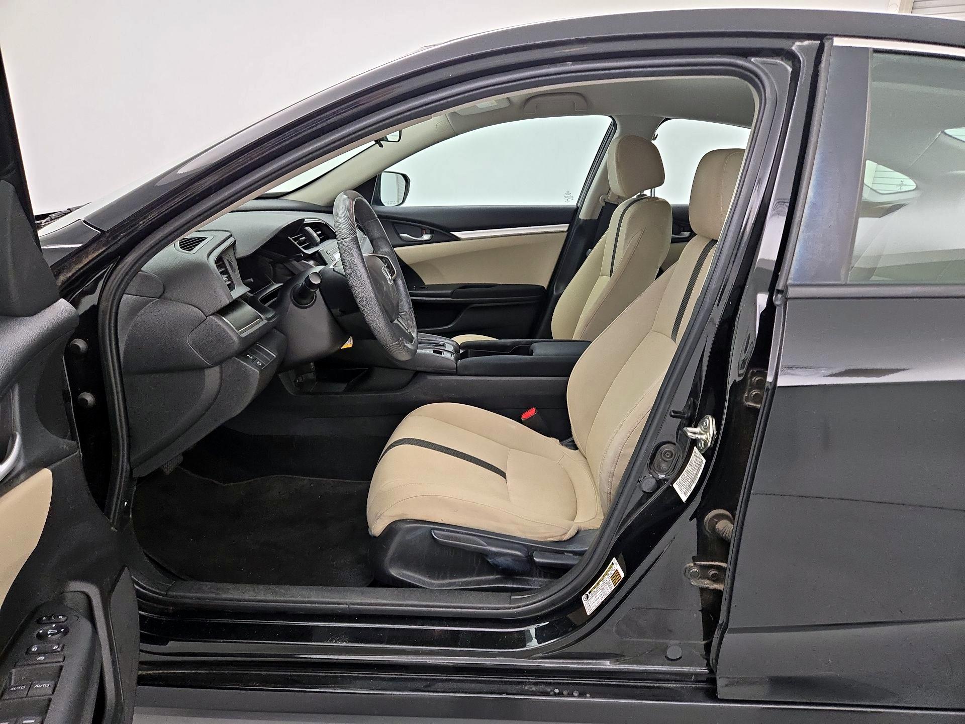 Thumbnail: 2016 Honda Civic - 11