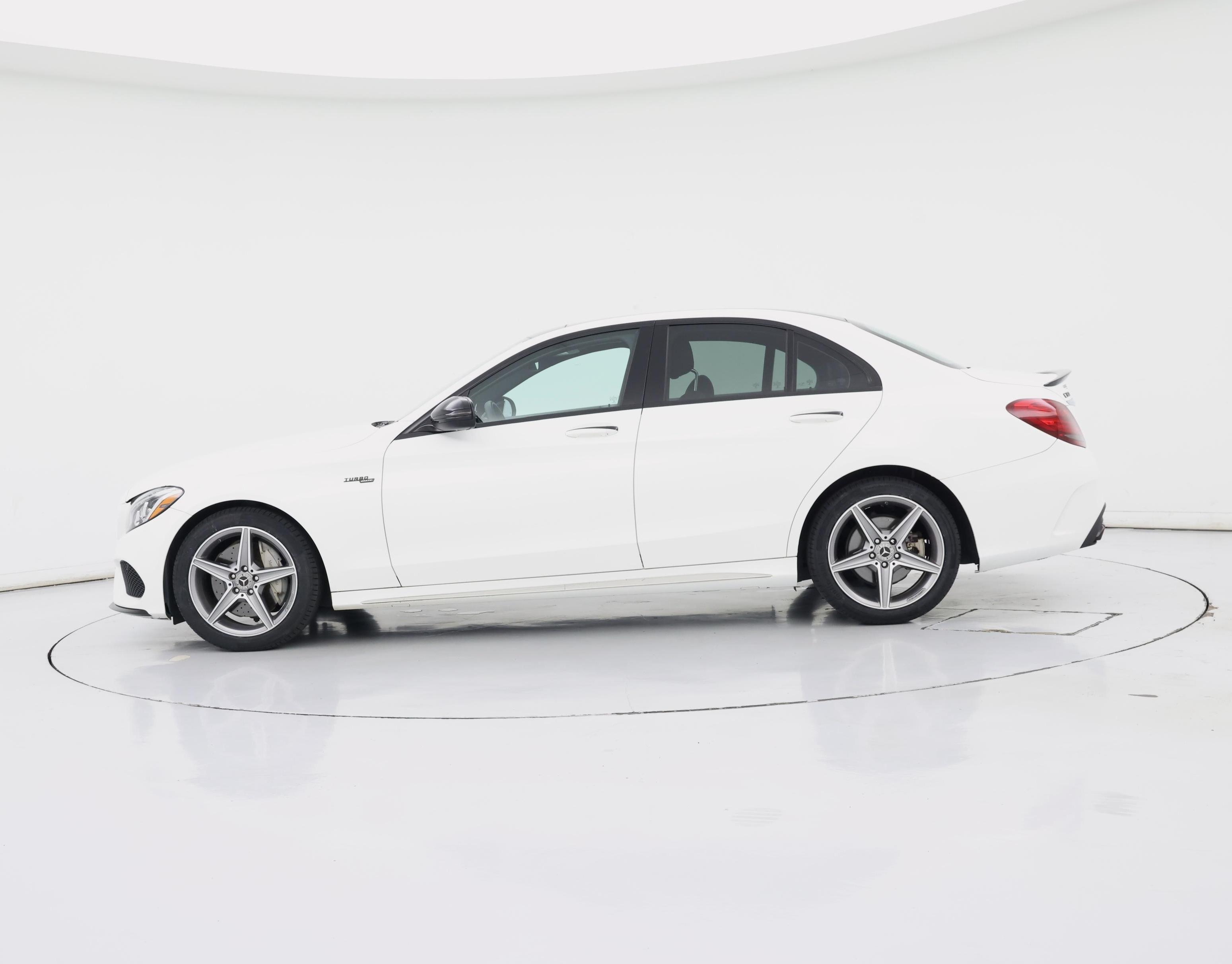 Thumbnail: 2016 Mercedes-Benz C-Class - 3