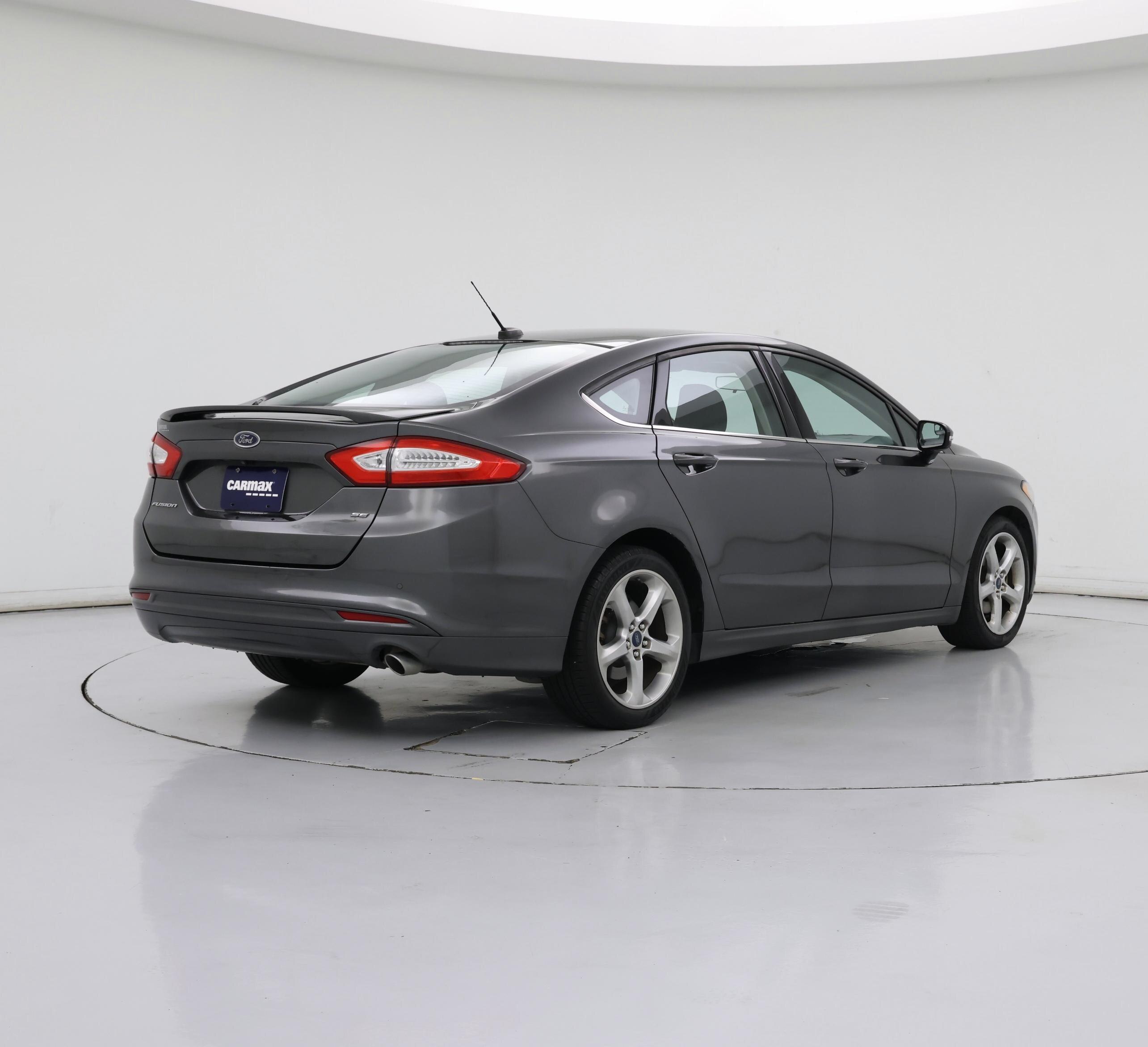 Thumbnail: 2016 Ford Fusion - 8