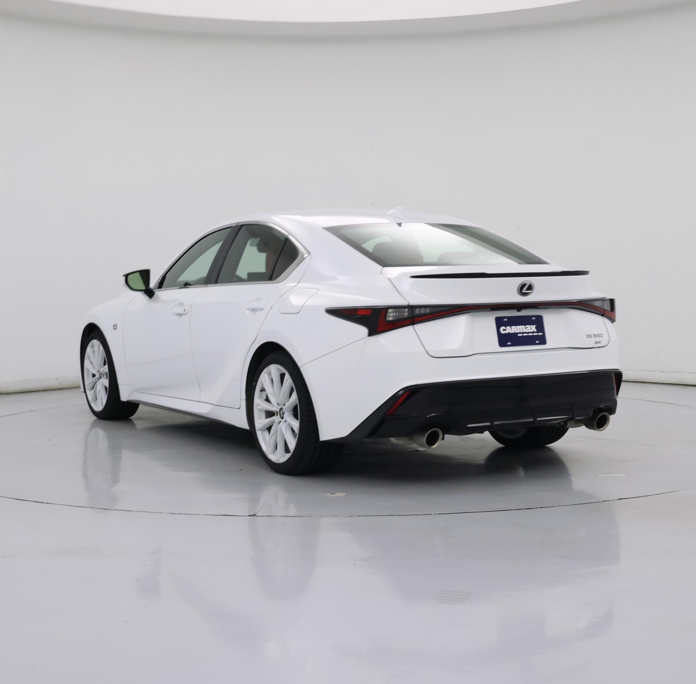 Thumbnail: 2022 Lexus IS - 2