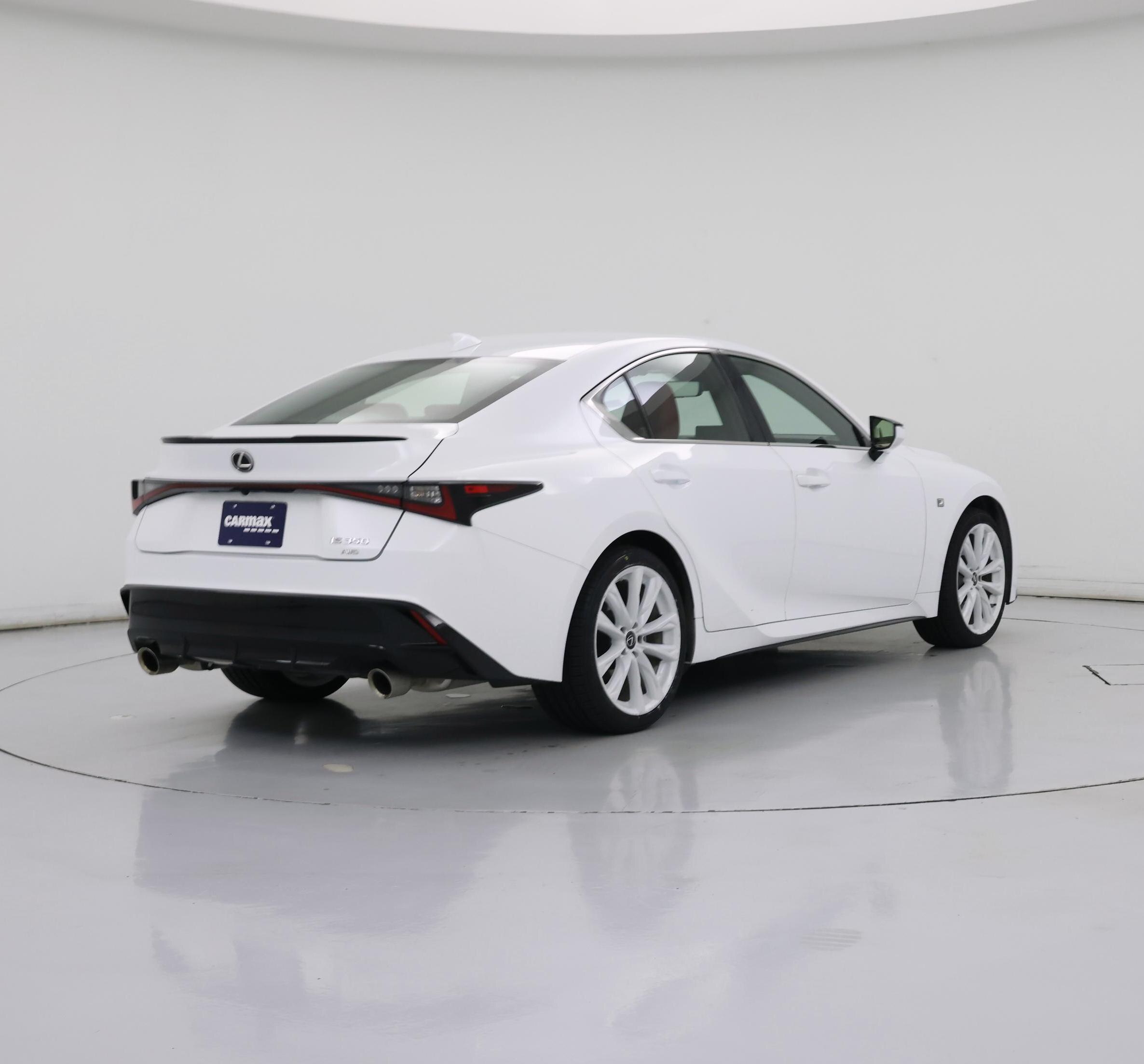 Thumbnail: 2022 Lexus IS - 8