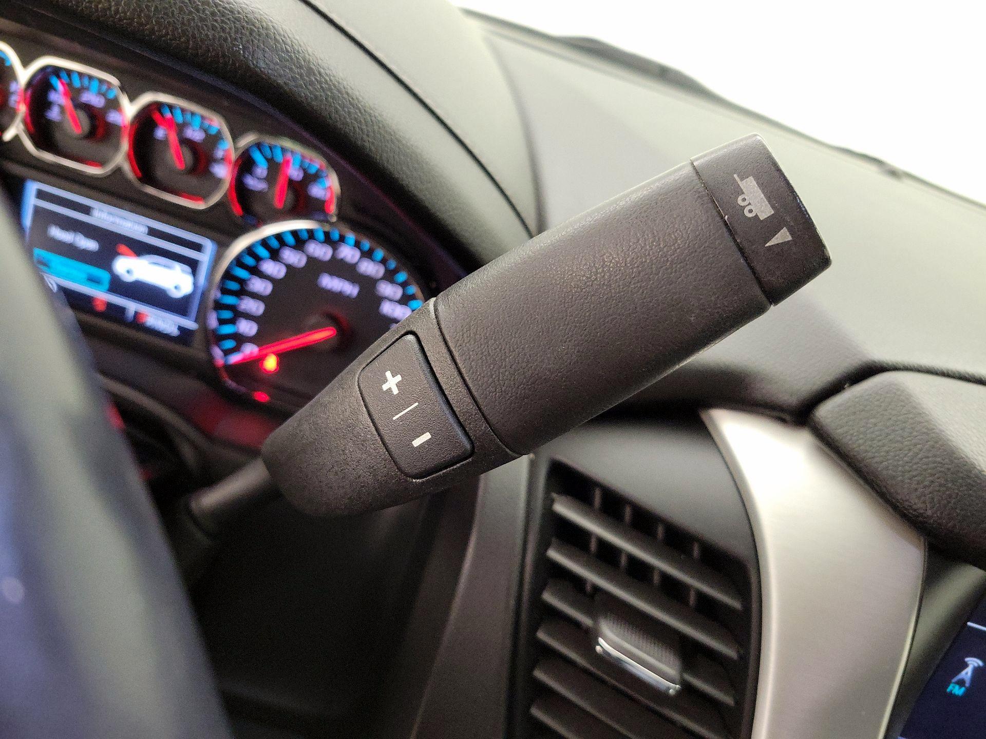 Thumbnail: 2020 GMC Yukon XL - 18