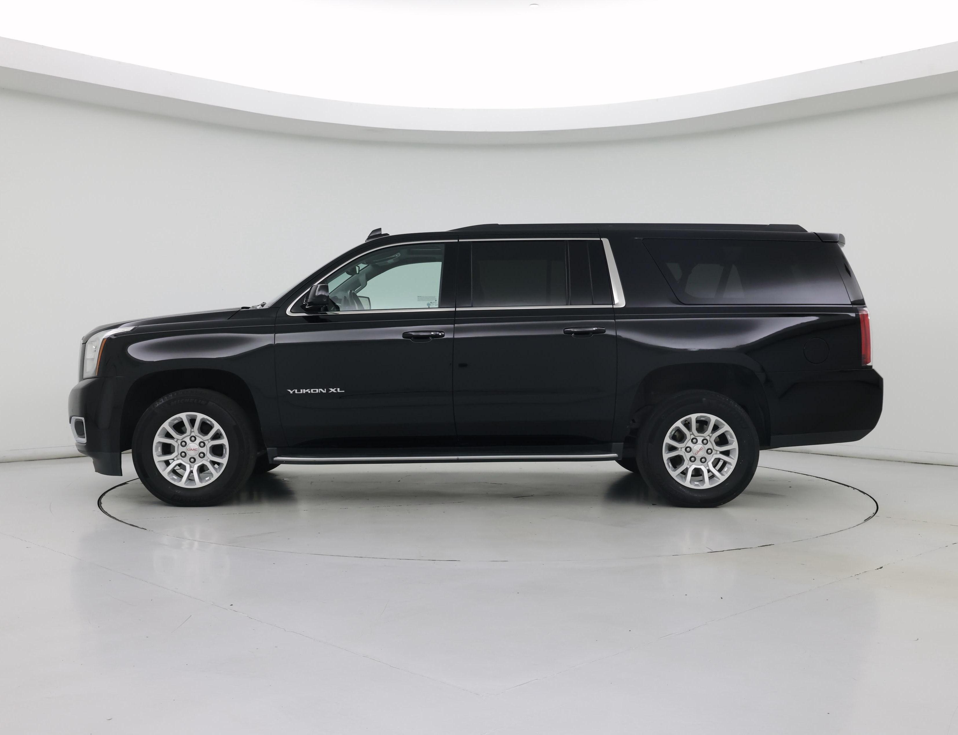 Thumbnail: 2020 GMC Yukon XL - 3