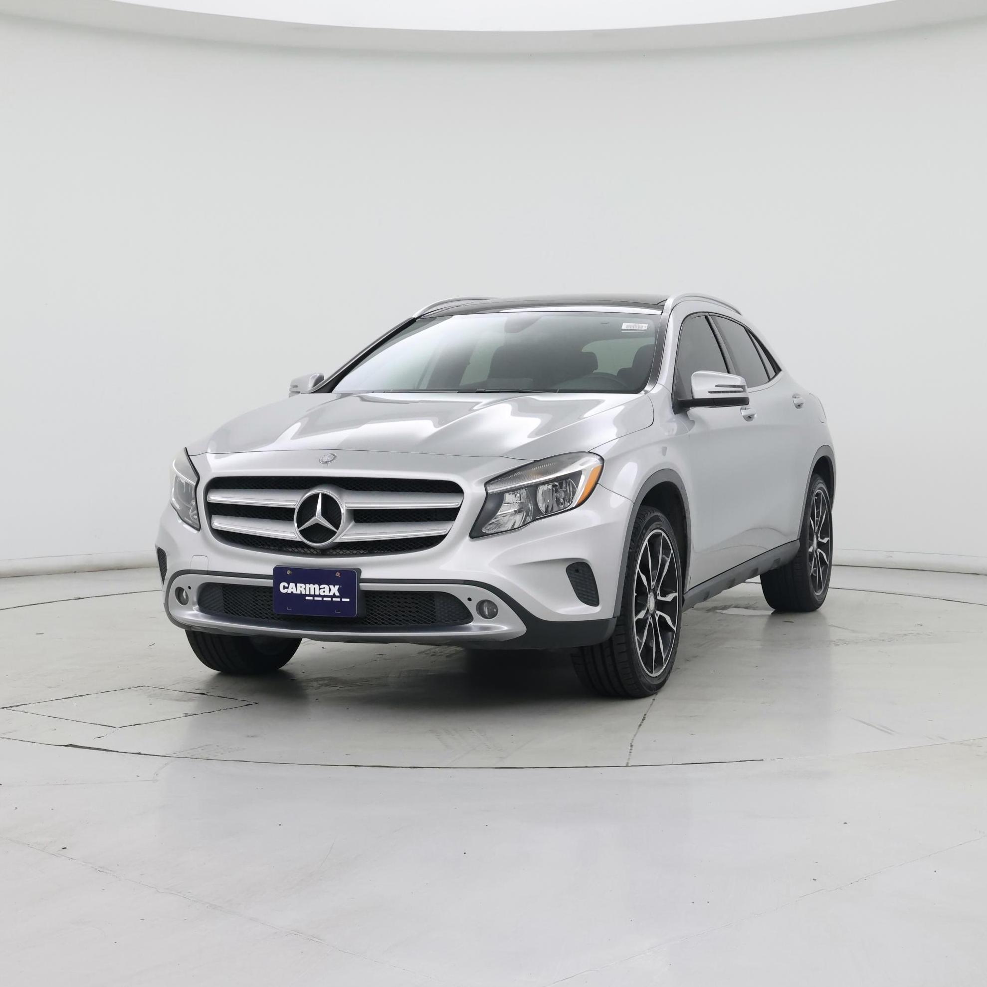 Thumbnail: 2017 Mercedes-Benz GLA - 4