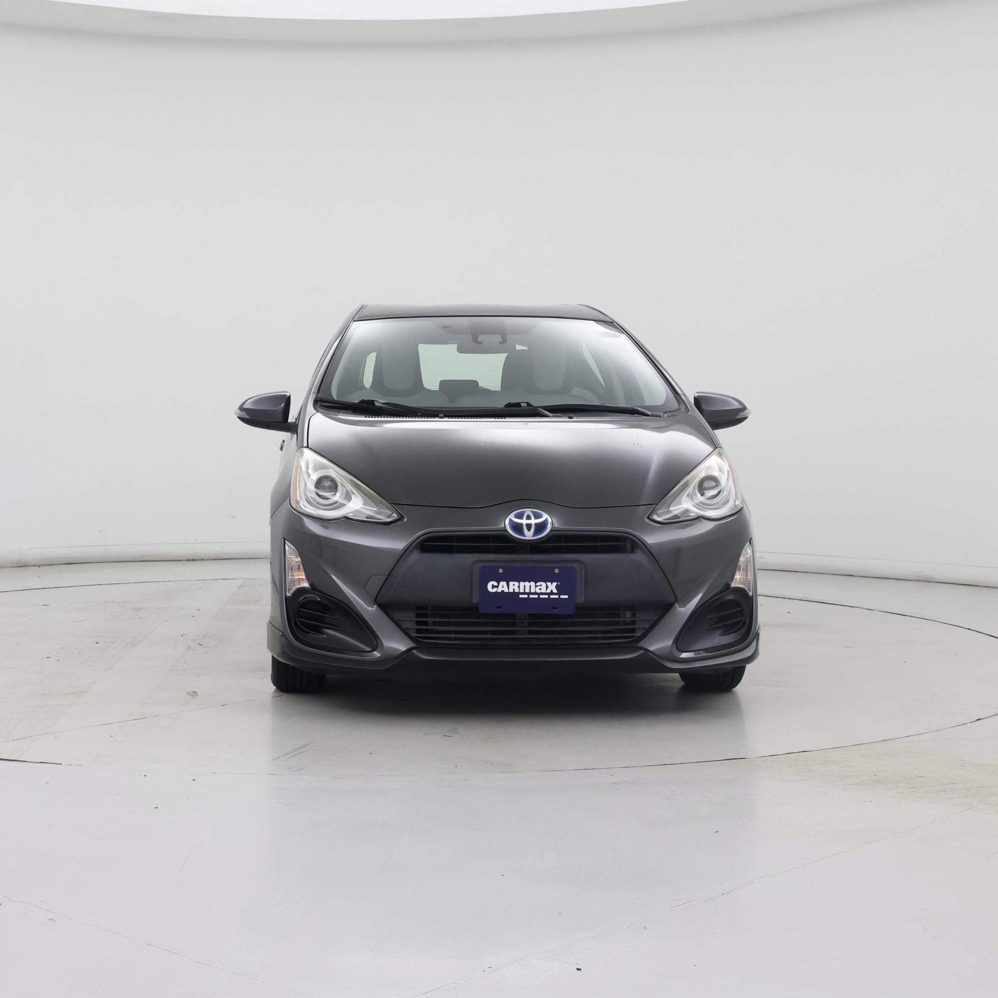 Thumbnail: 2017 Toyota Prius c - 5