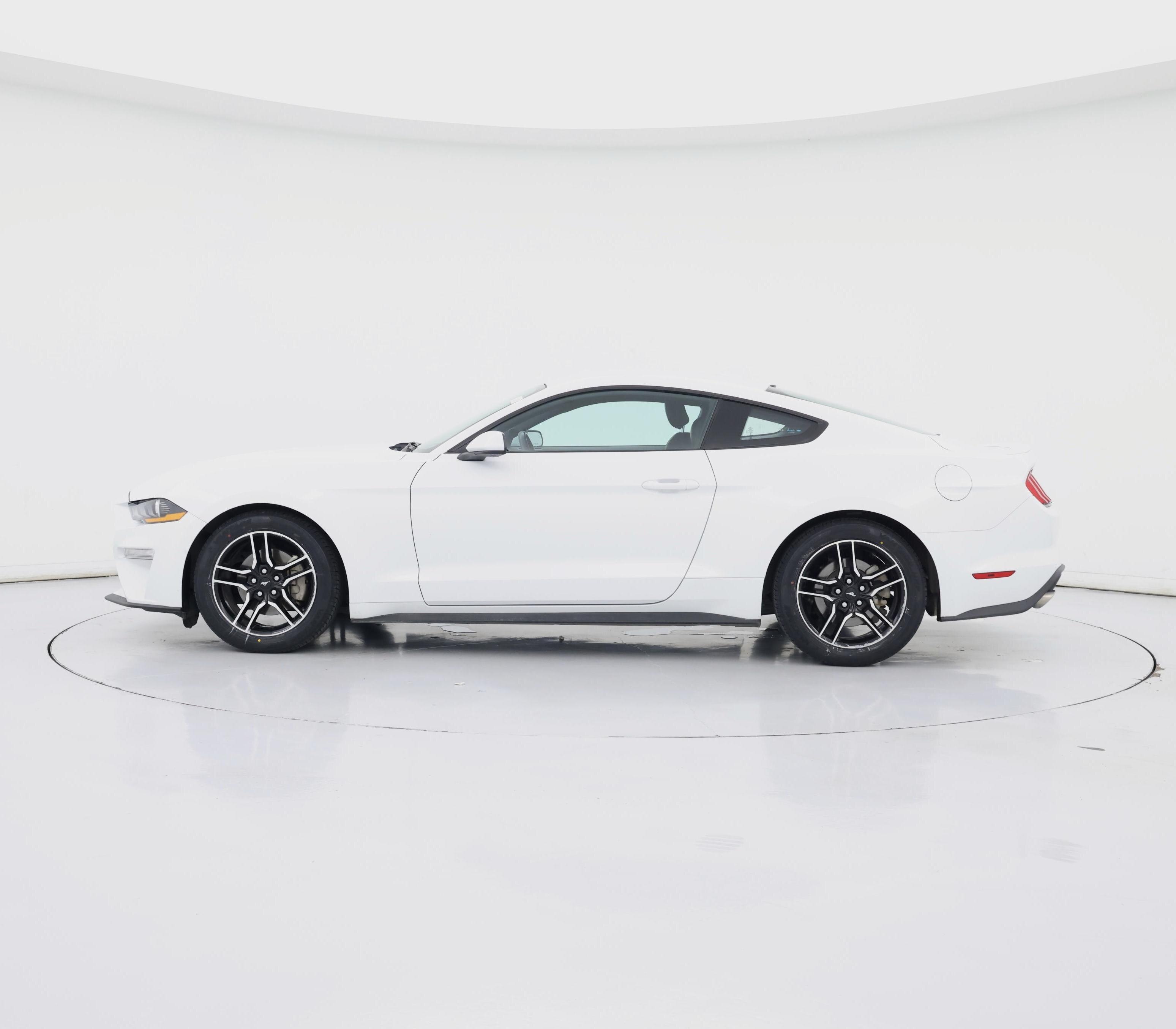 Thumbnail: 2022 Ford Mustang - 3