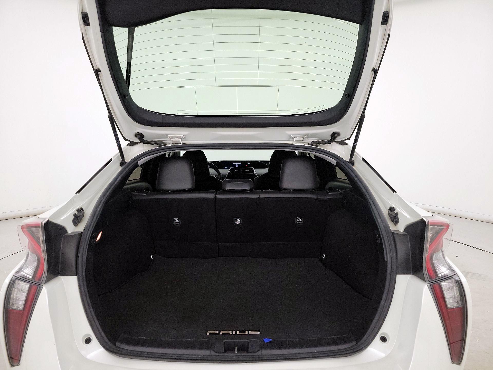 Thumbnail: 2016 Toyota Prius - 19