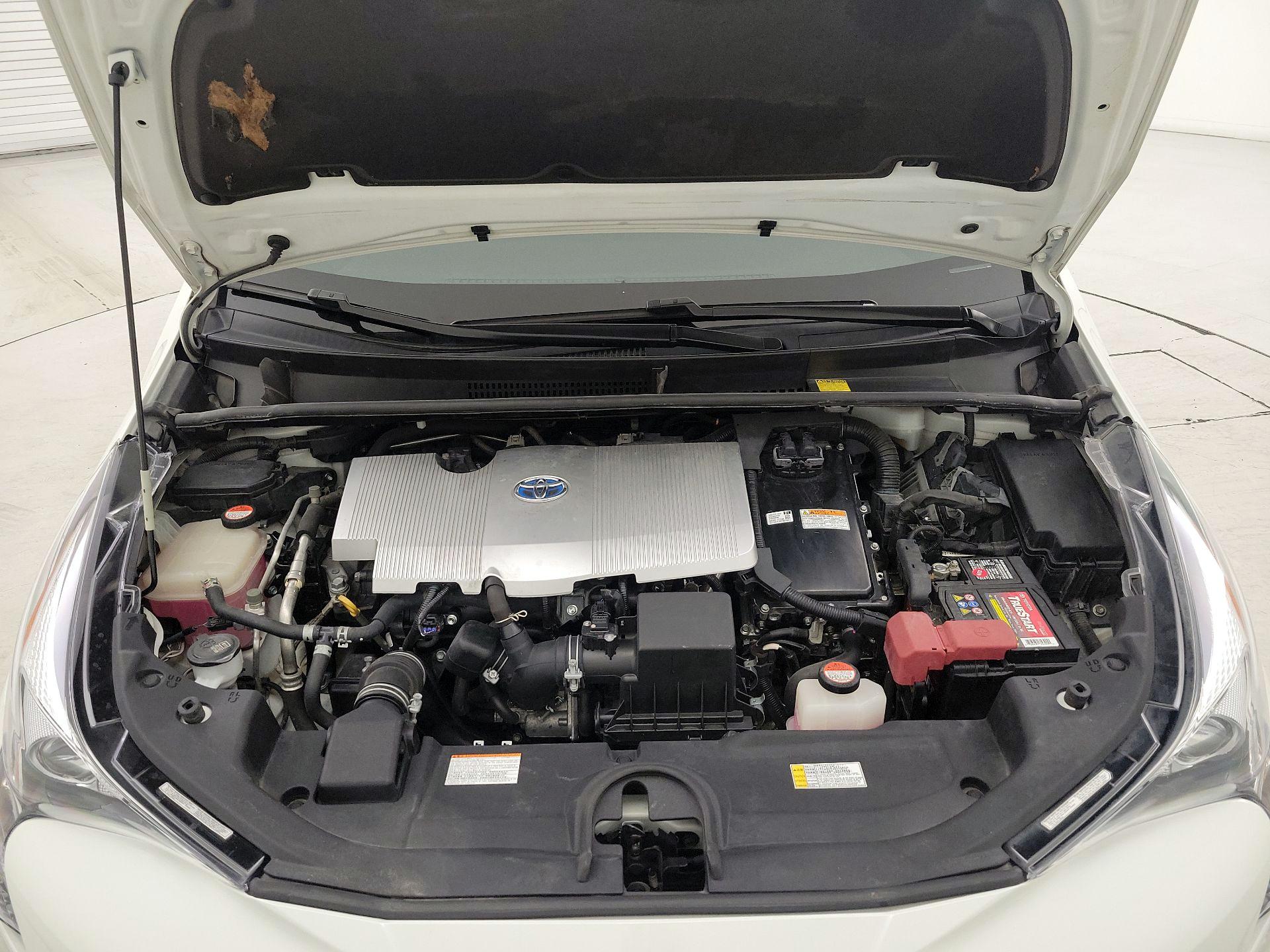 Thumbnail: 2016 Toyota Prius - 20