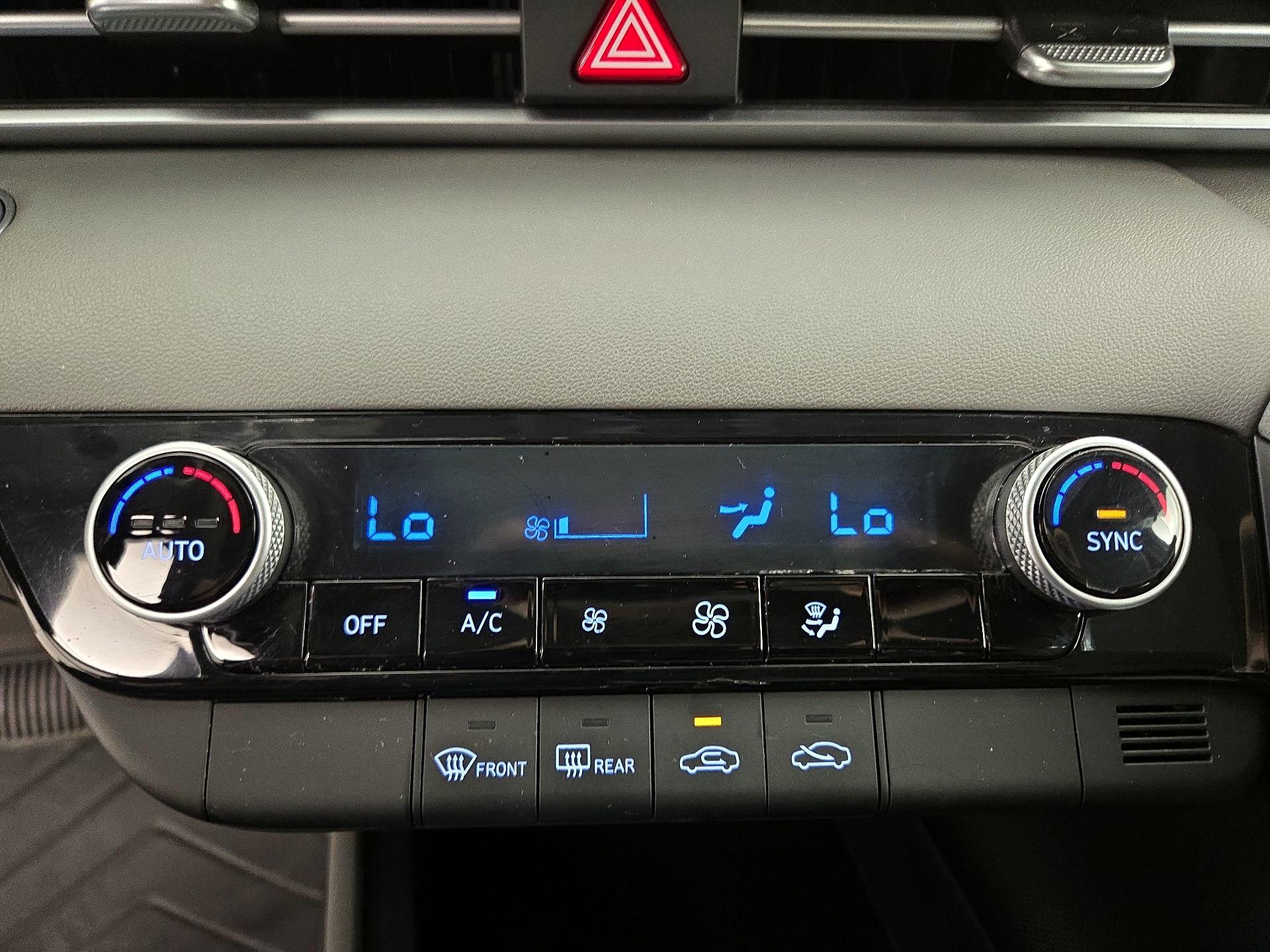 Thumbnail: 2021 Hyundai Elantra - 16