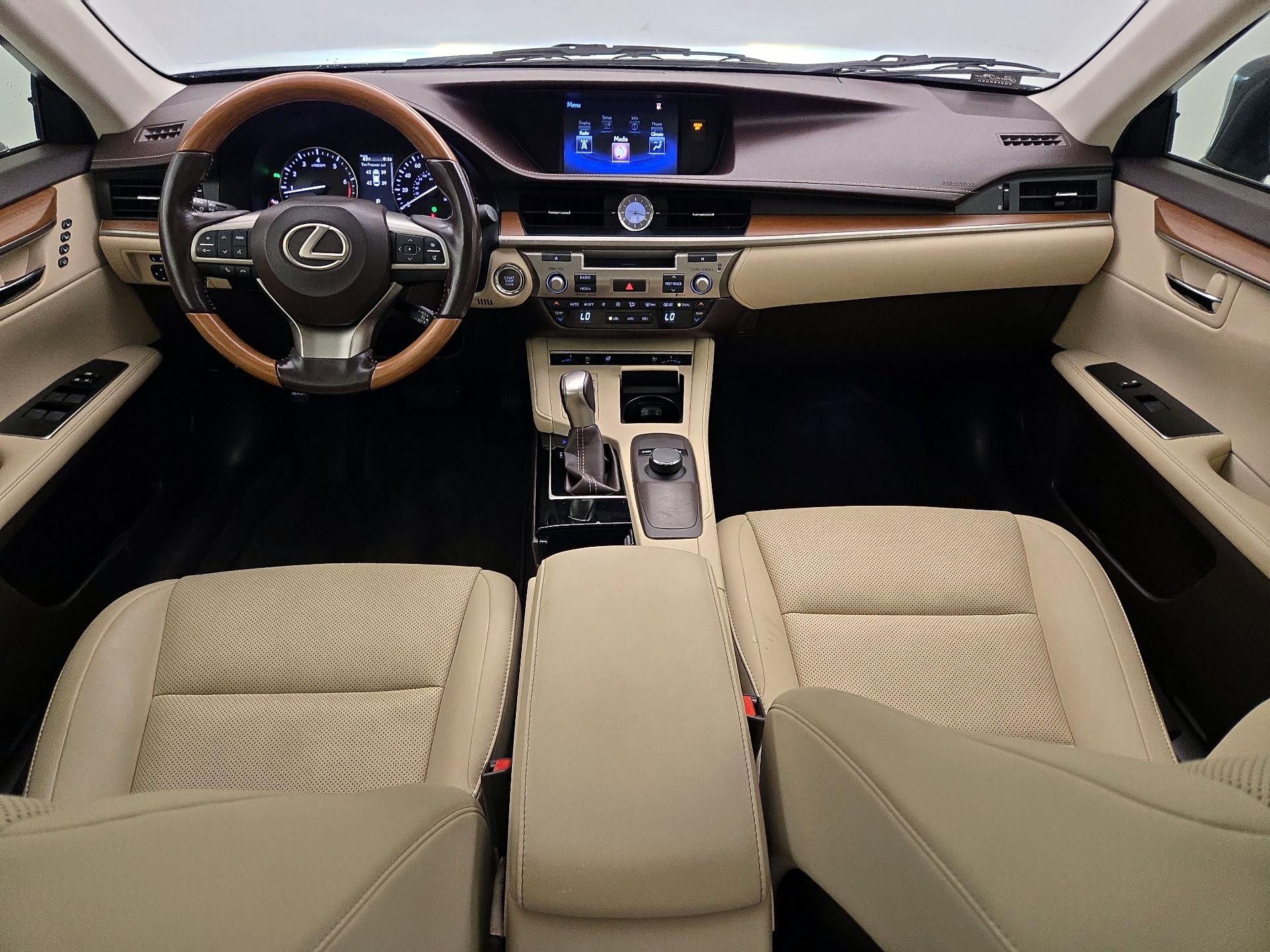 Thumbnail: 2016 Lexus ES - 9