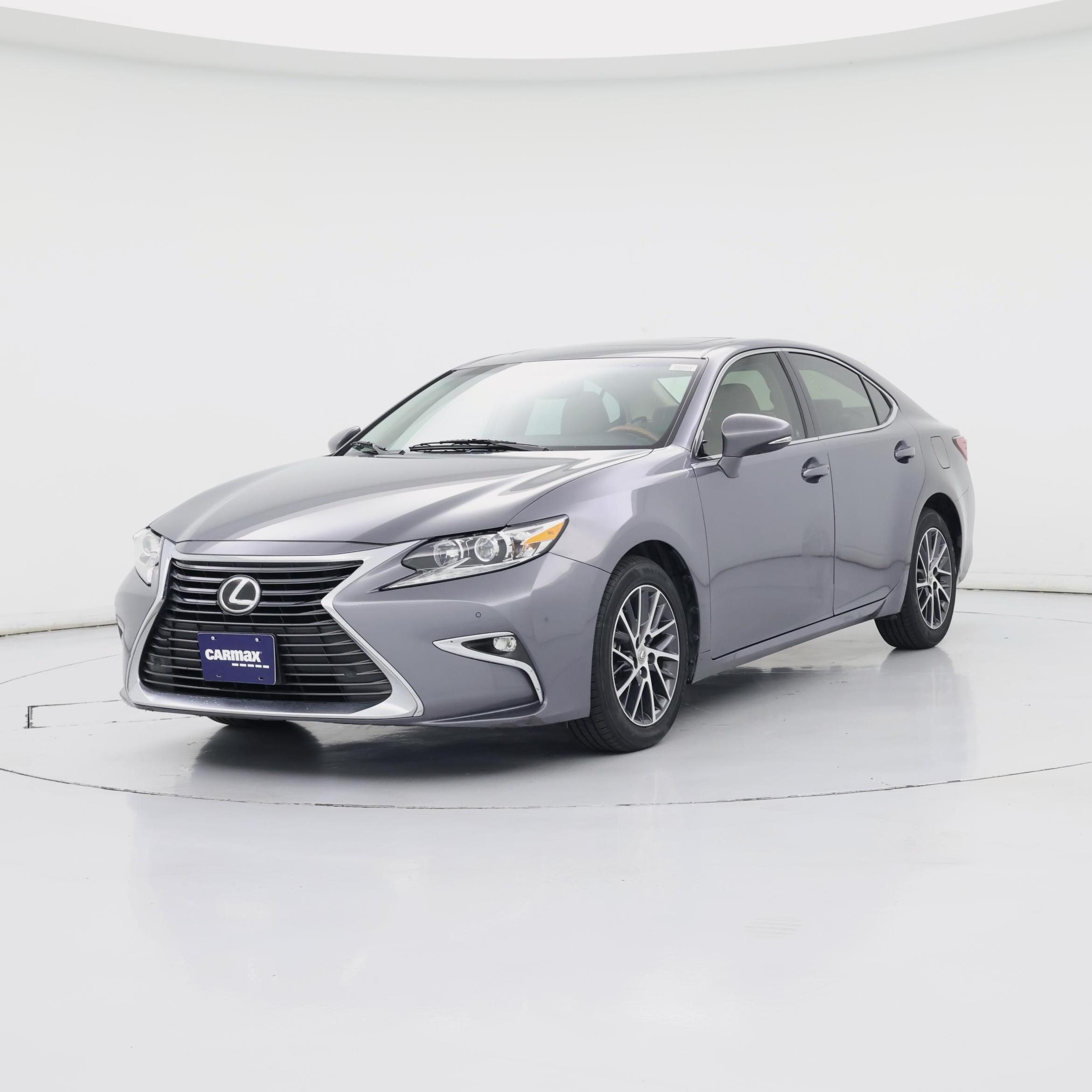 Thumbnail: 2016 Lexus ES - 4