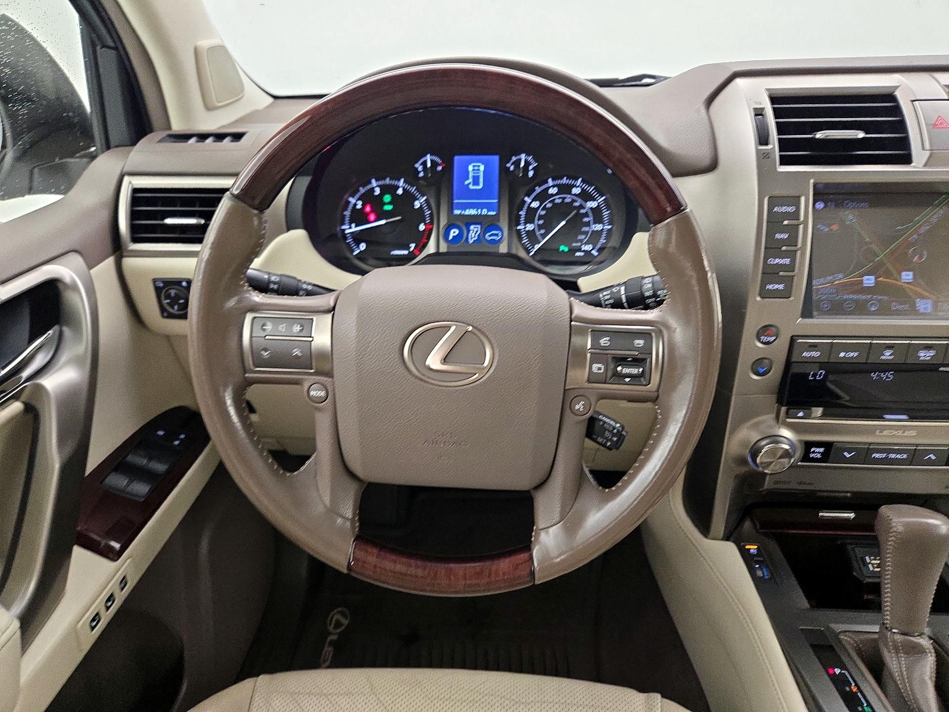 Thumbnail: 2017 Lexus GX - 10