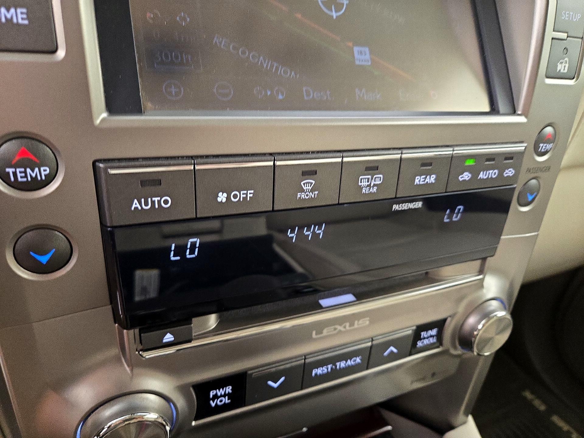 Thumbnail: 2017 Lexus GX - 17