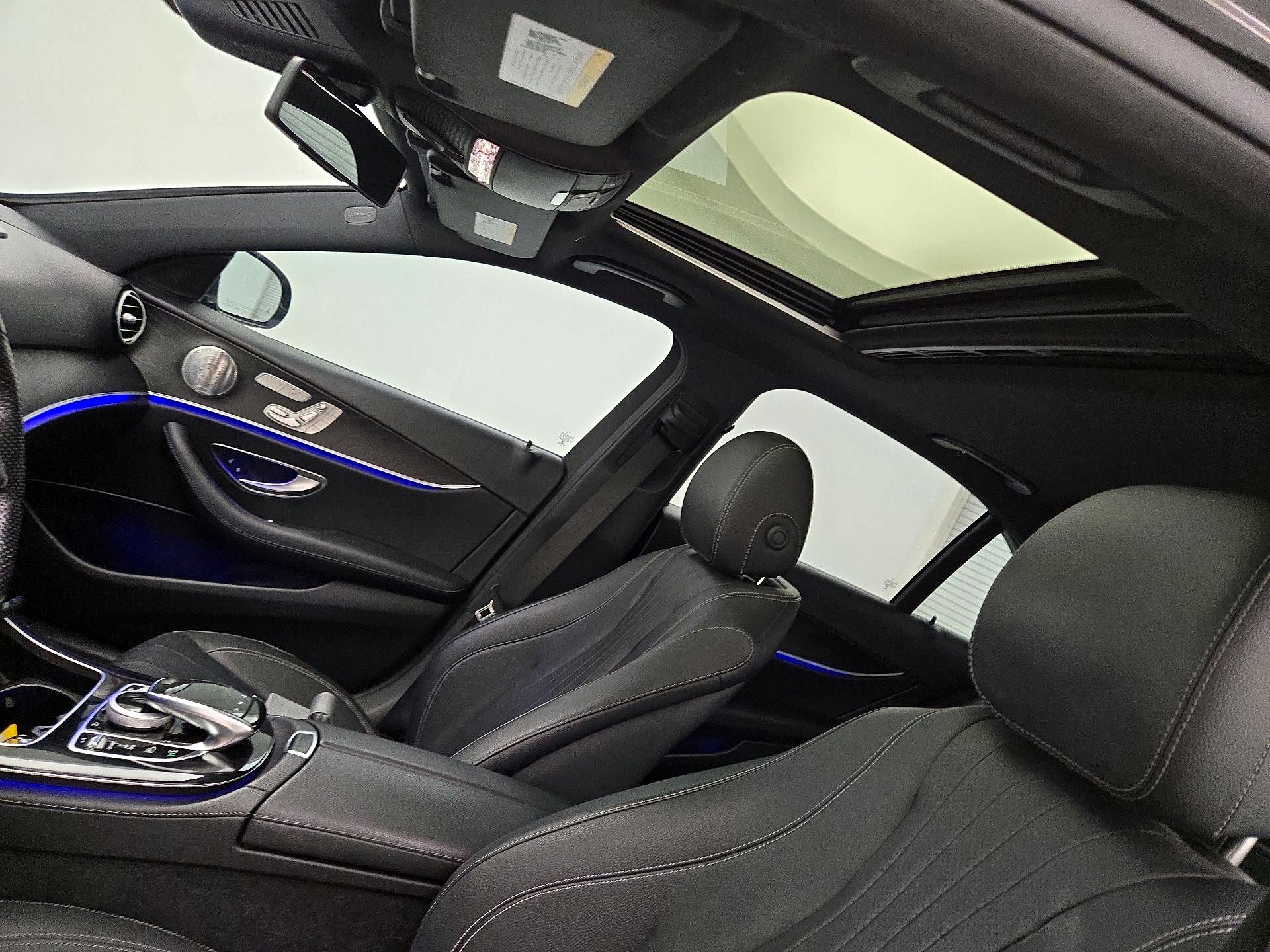 Thumbnail: 2017 Mercedes-Benz E-Class - 20