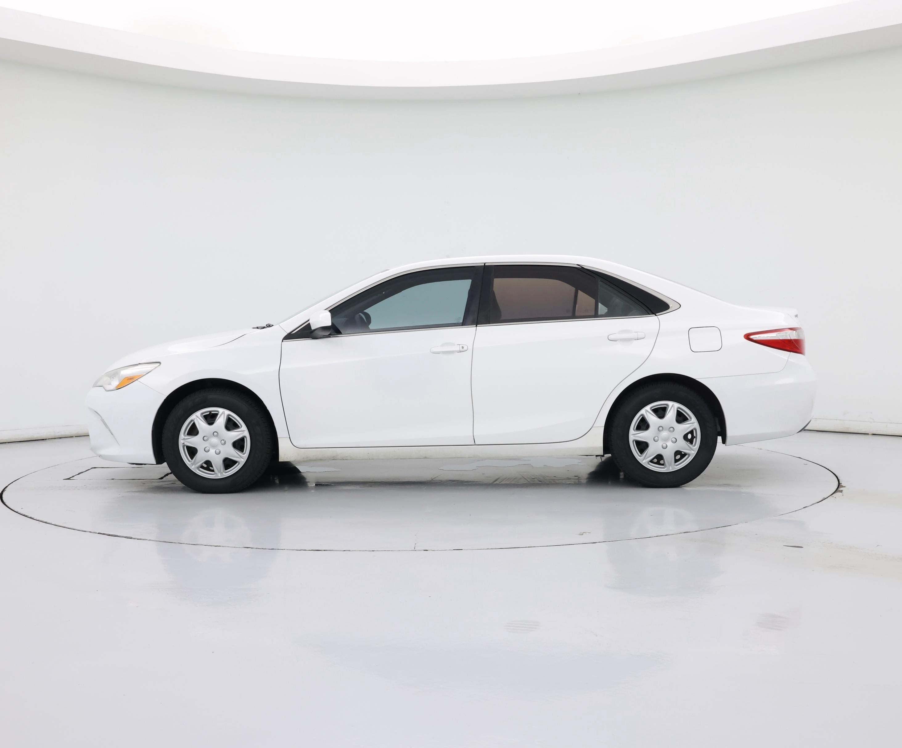Thumbnail: 2017 Toyota Camry - 3